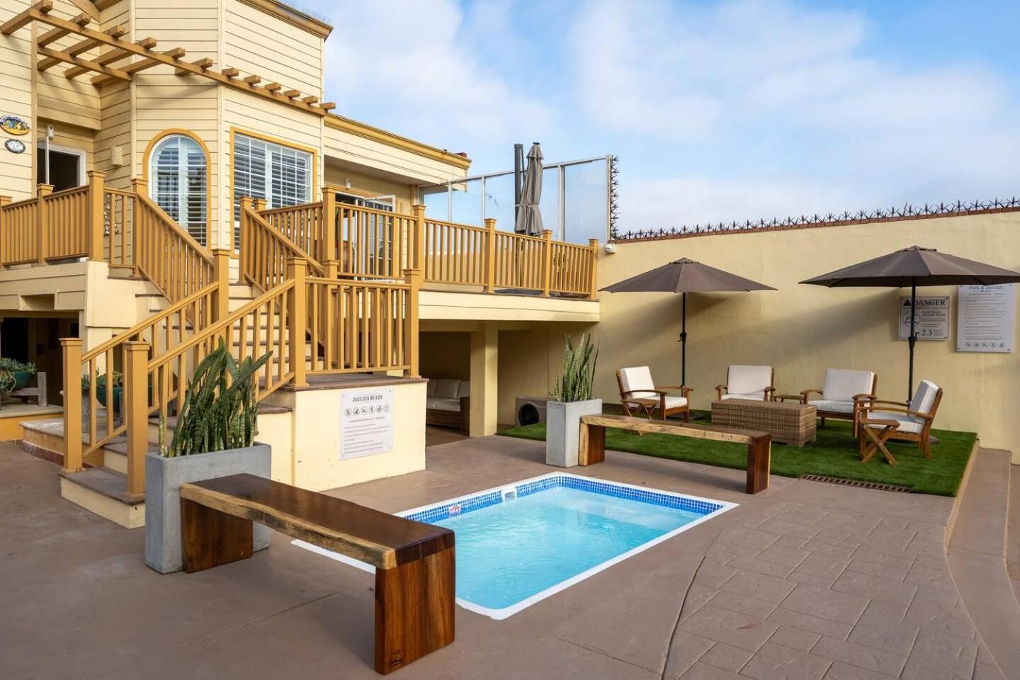 Entire Beach Home Away from Home