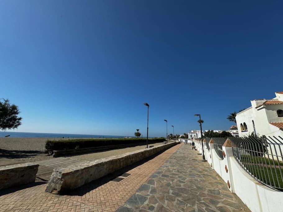 Marina De Casares beach house
