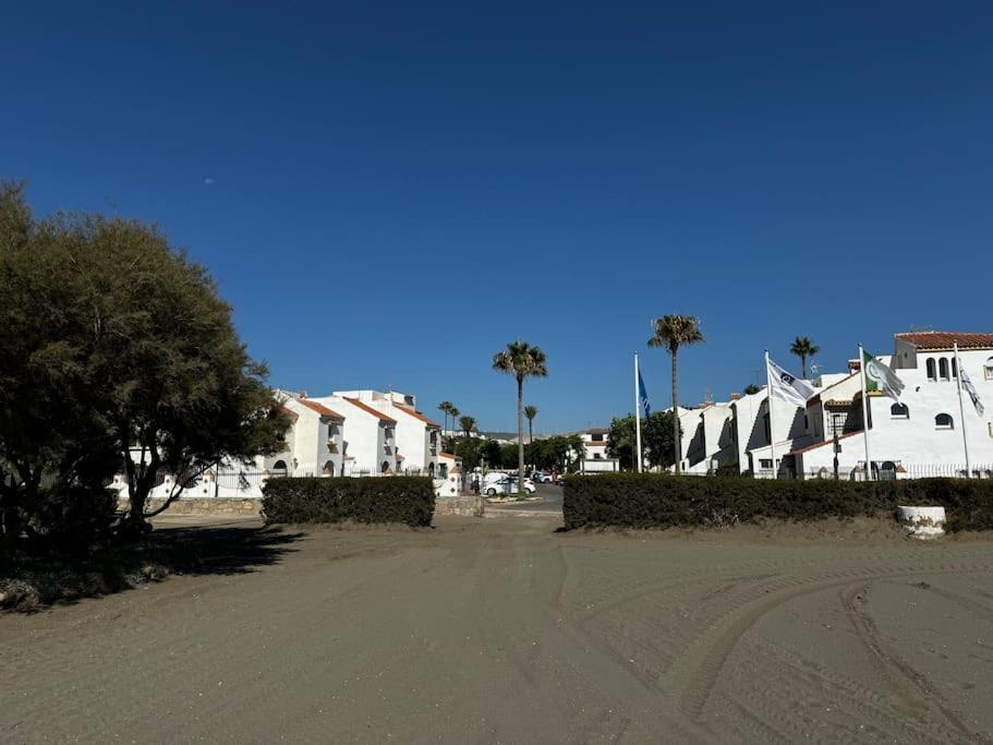 Marina De Casares beach house