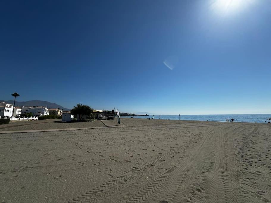 Marina De Casares beach house