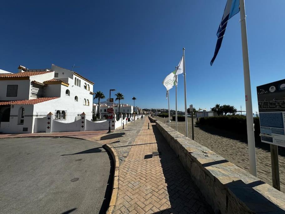 Marina De Casares beach house