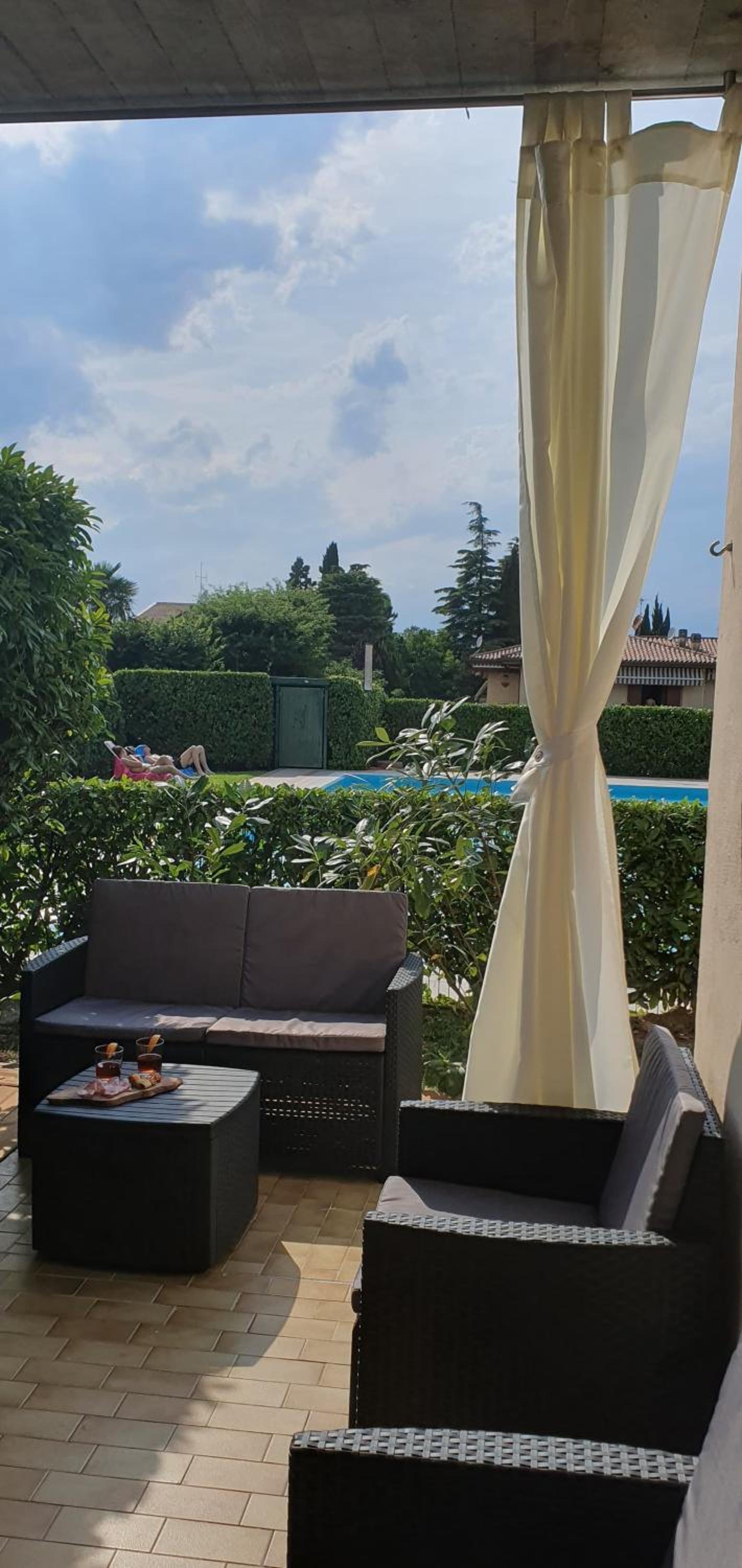 Incanto Apartment Lazise - Pools e Garden view 2