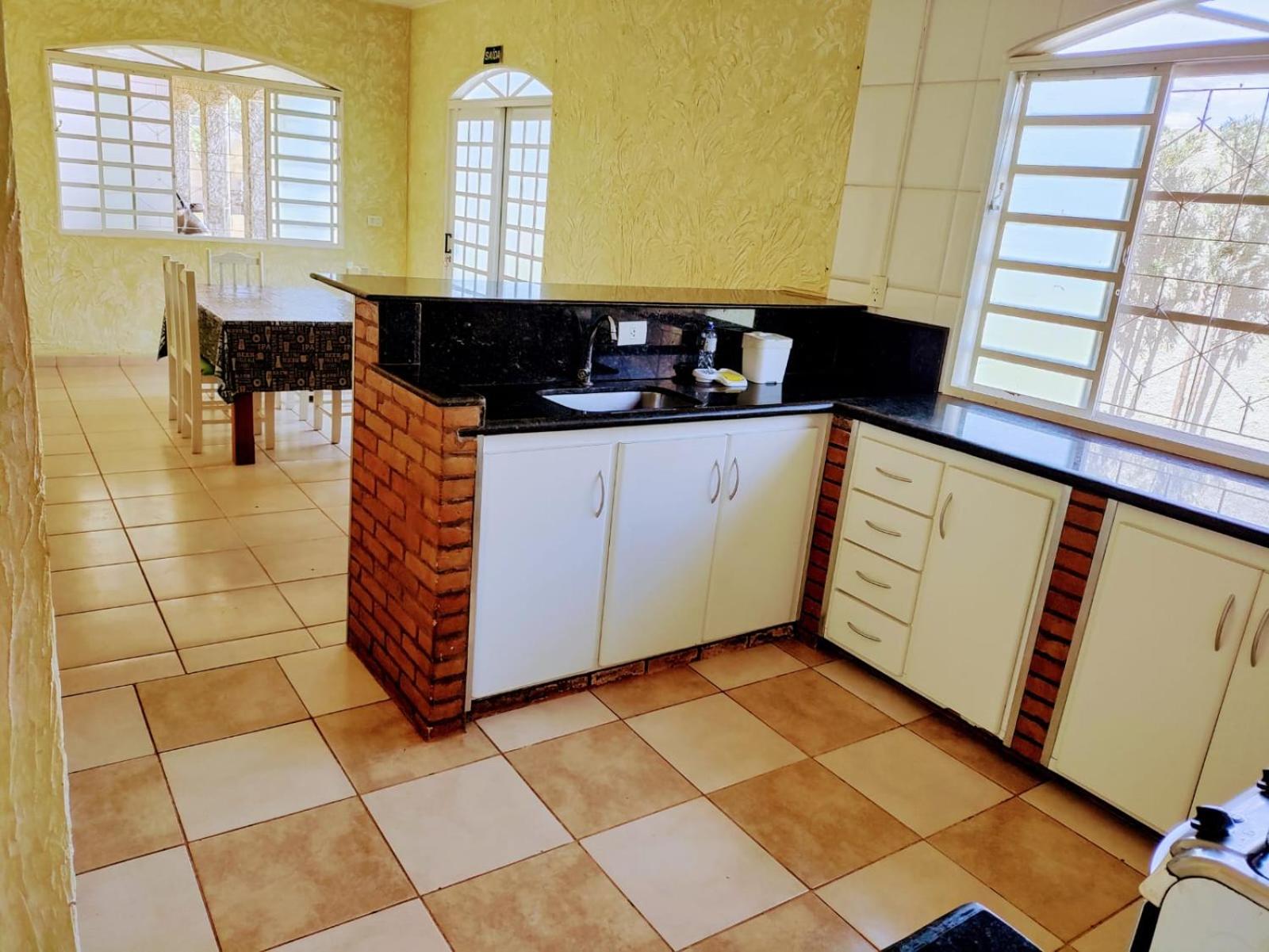 Casa com piscina - Canto do Sábia