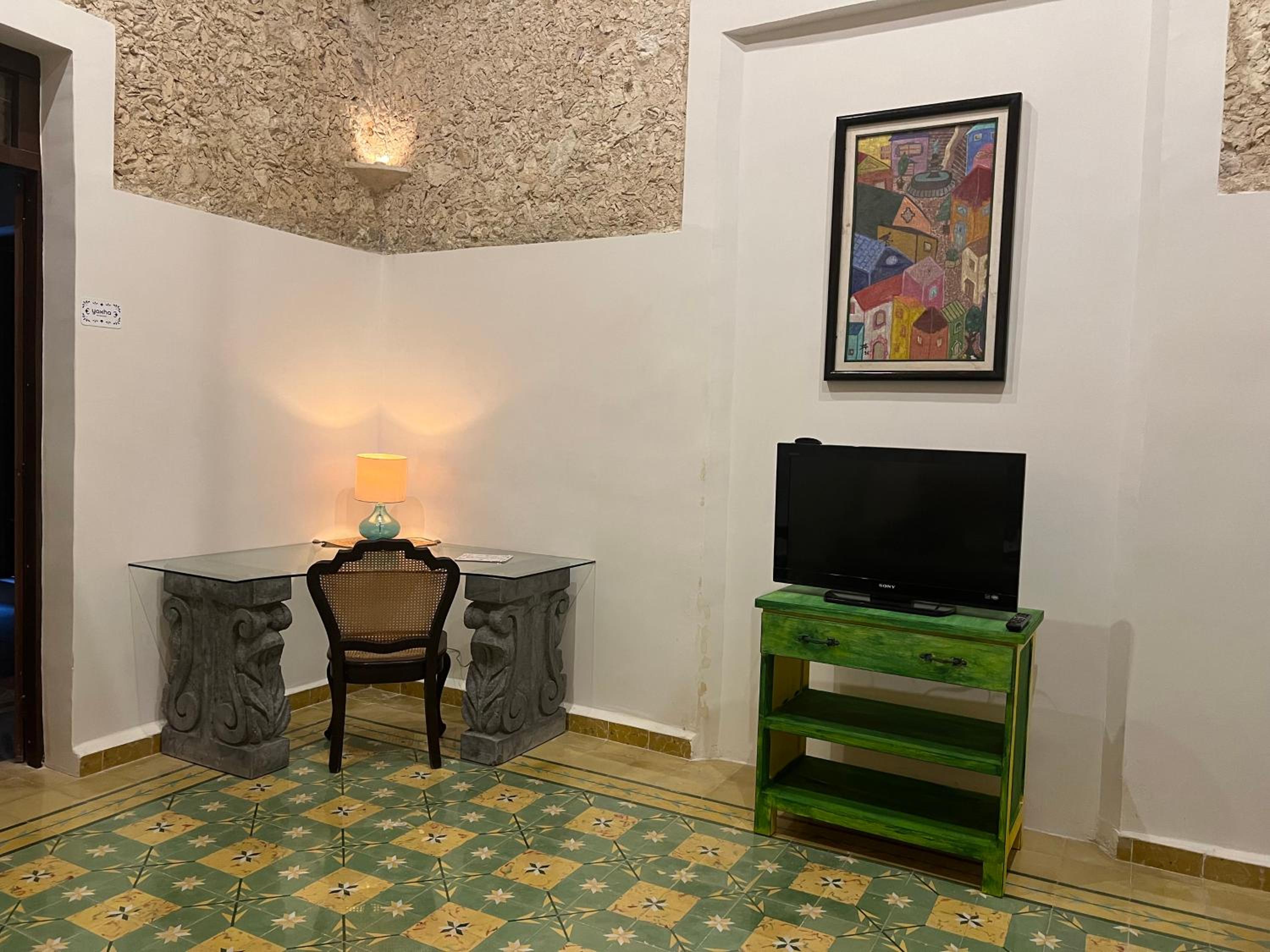Photo 19