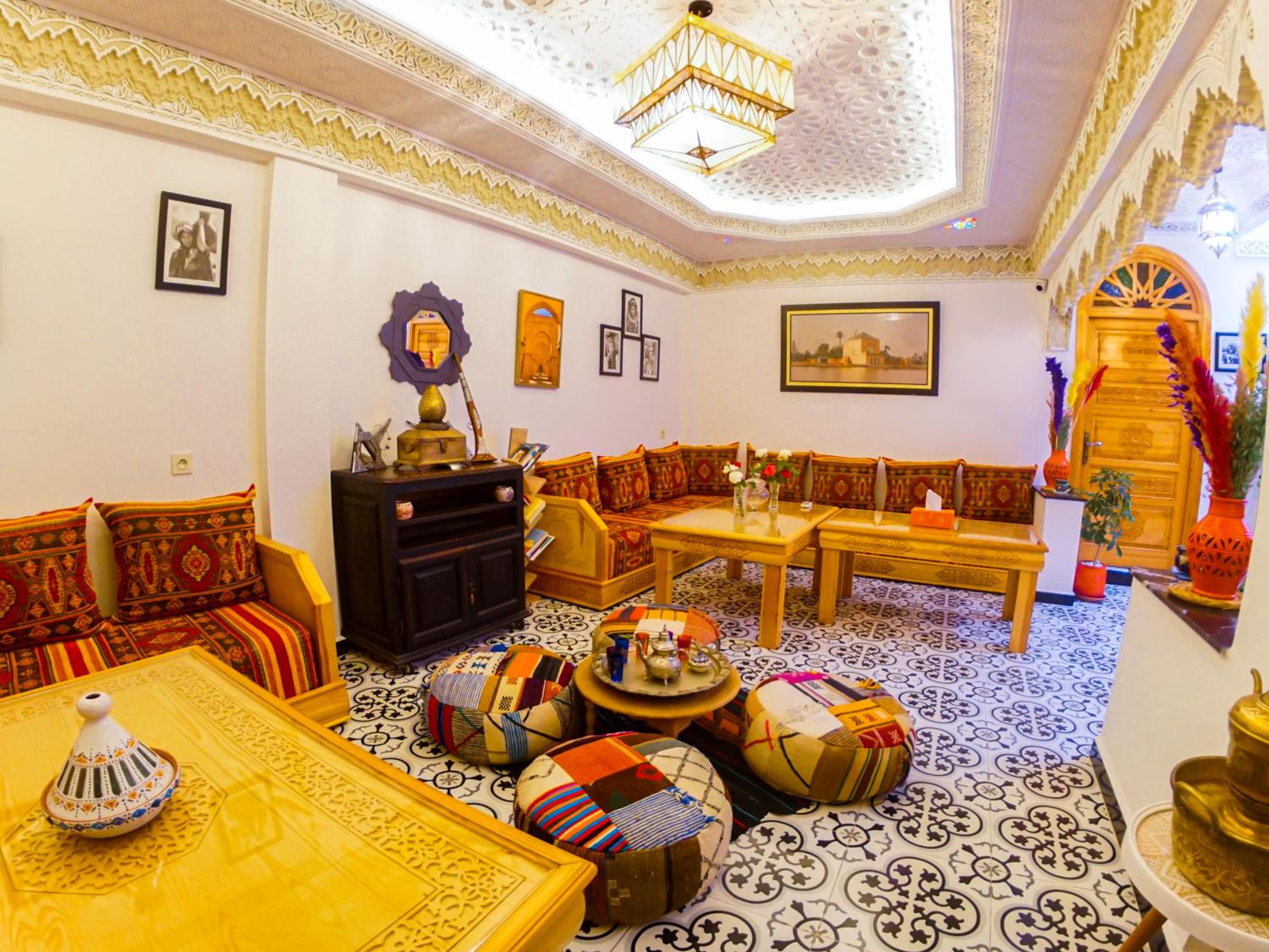 lounge