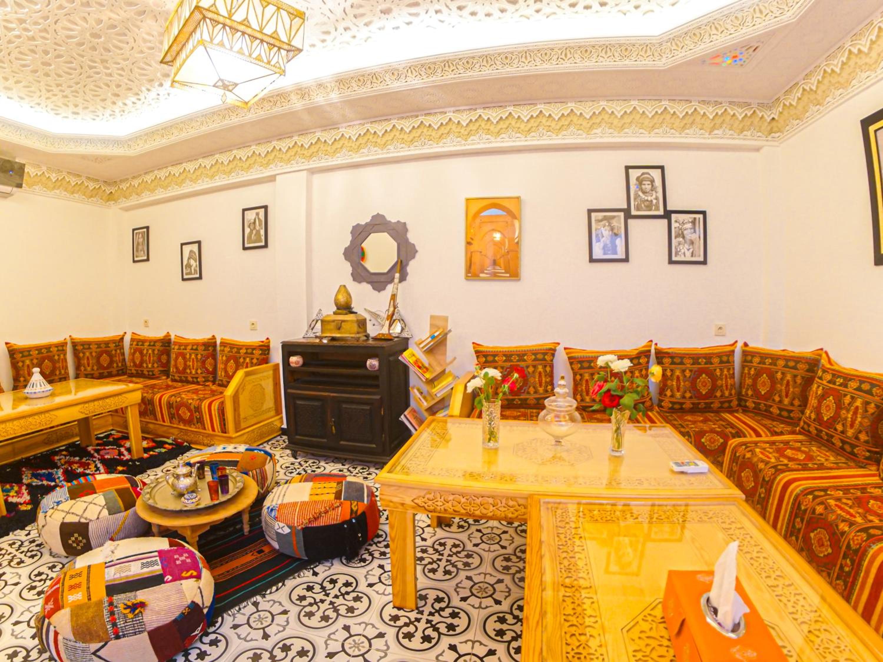 lounge