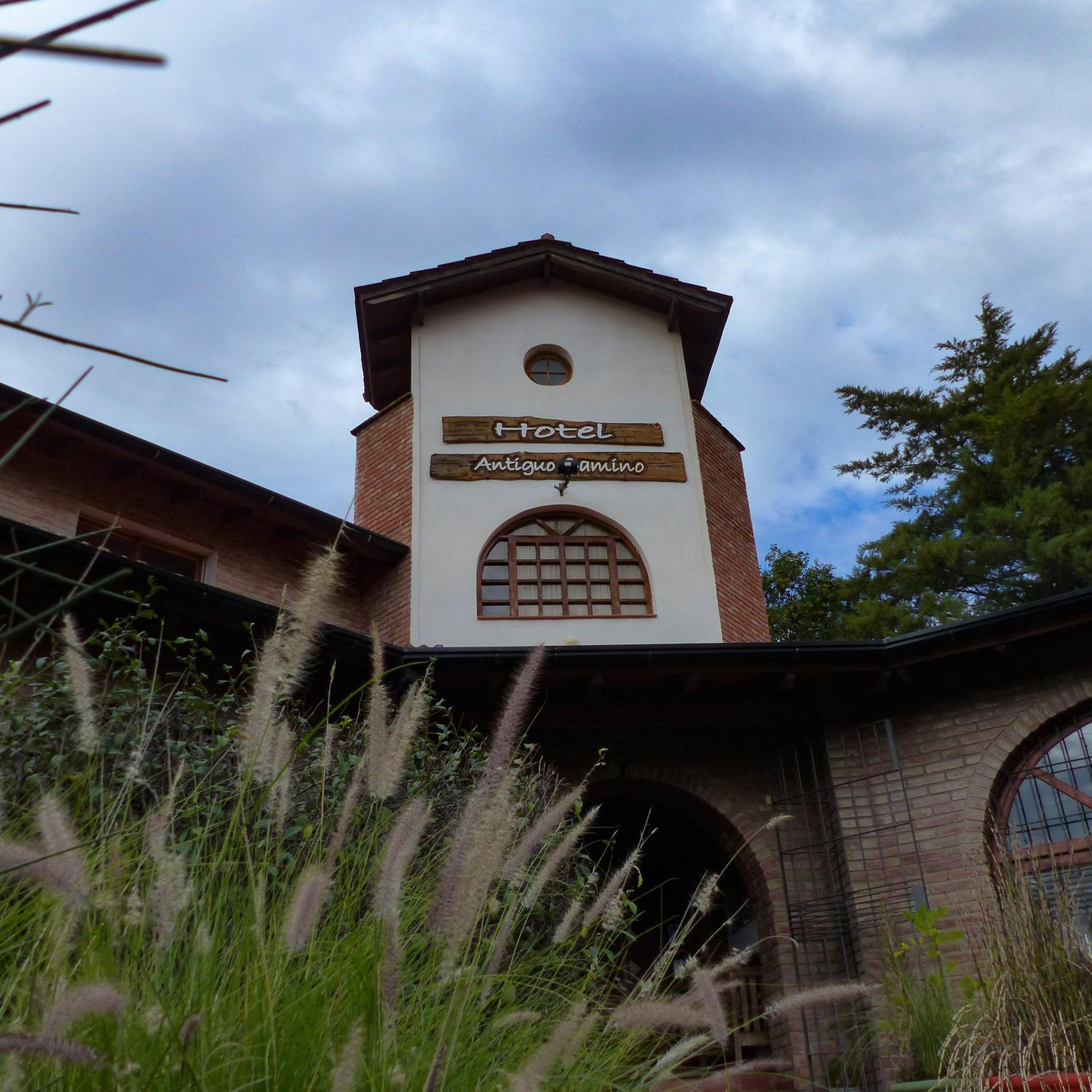 Hotel Antiguo Camino - Image 1