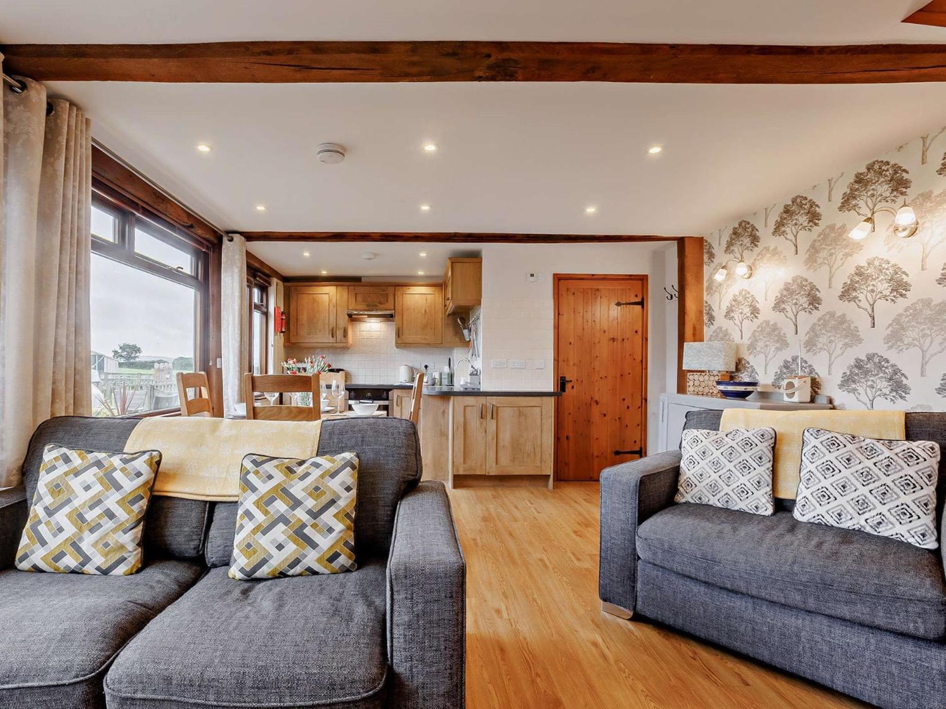 2 Bed in Launceston BRDEX view 4