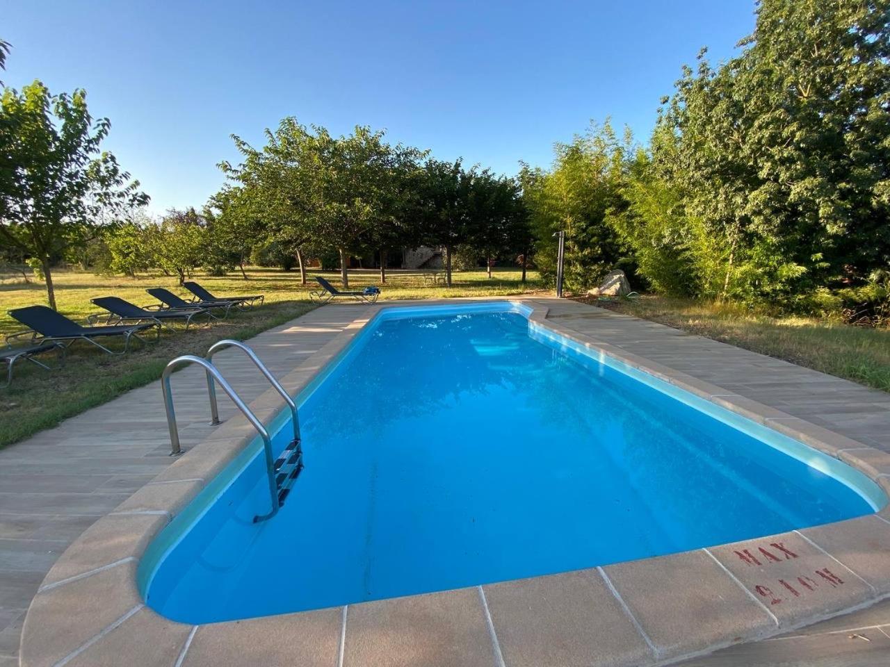 Espectacular casa de vacaciones en el campo con piscina, BBQ y WIFI de alta velocidad - 15 personas view 2