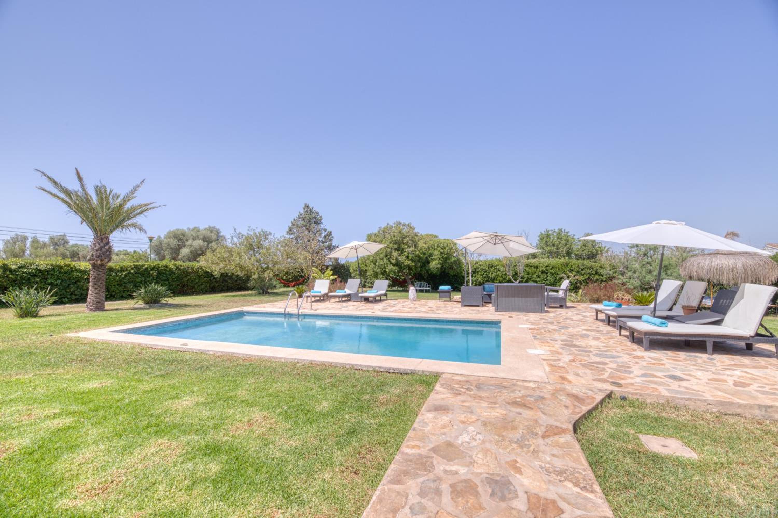 Villa Kentia Mallorca, charming and stylish country house close to Palma view 3
