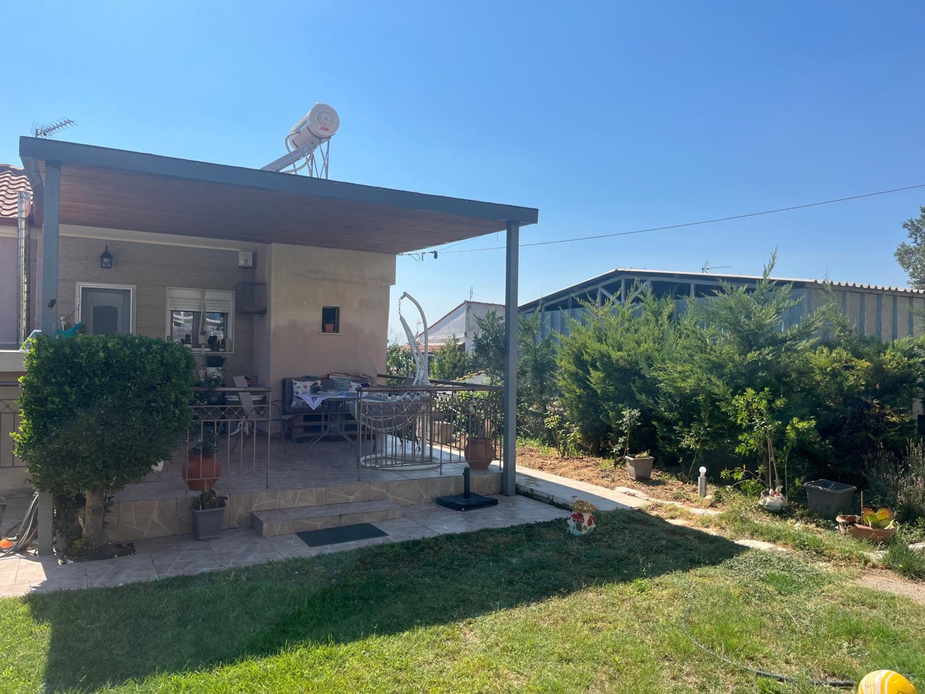 Elea House