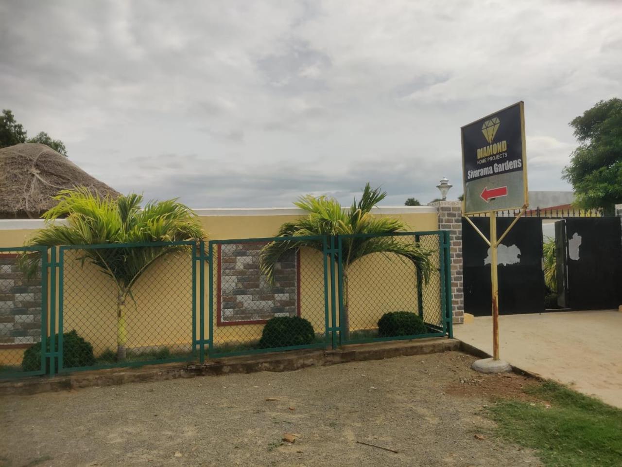 Sivarama garden resort 1 AC 1 bed room swimming pool,BOX CRICKET , Born fair,BBQ,Kichan ect , near bheemili beach road vishhkhapatnam view 4