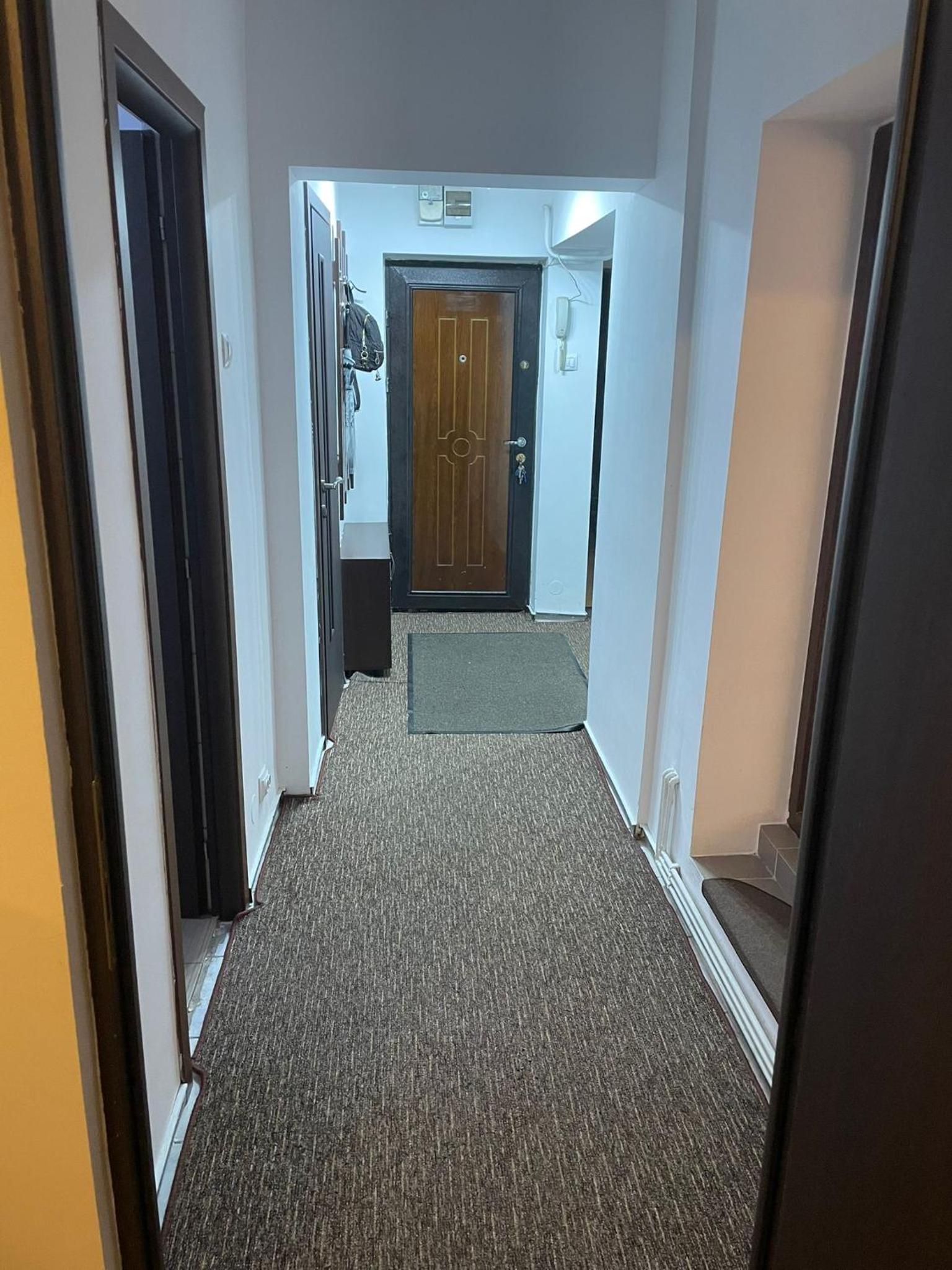Propriete Nine - Palas, city center, business area view 4