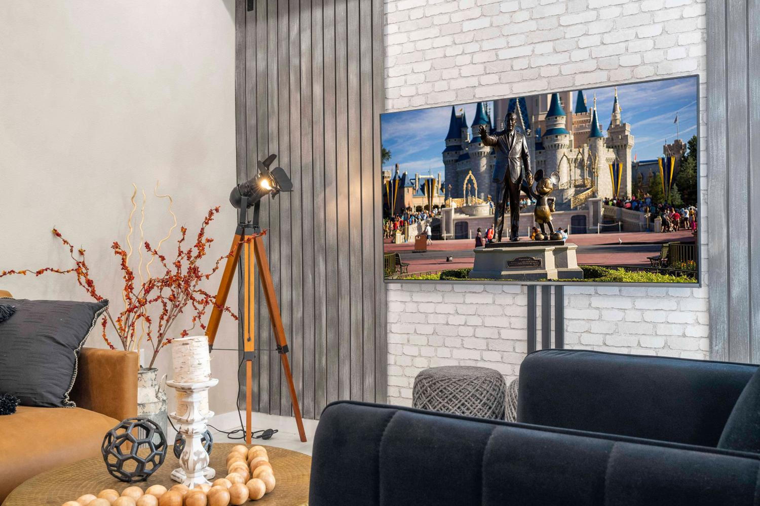 A Galaxy’s Edge Experience Awaits 5 Min to Disney