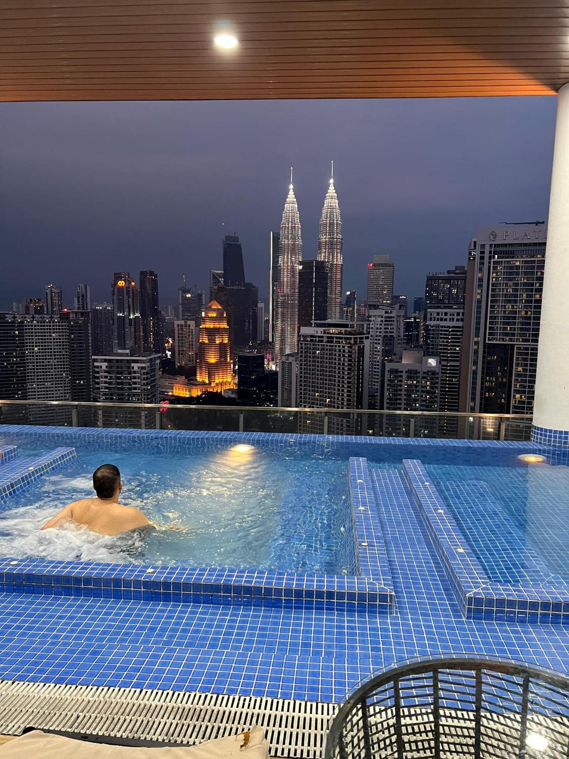 Kuala Lumpur skypool 1bed with balcony