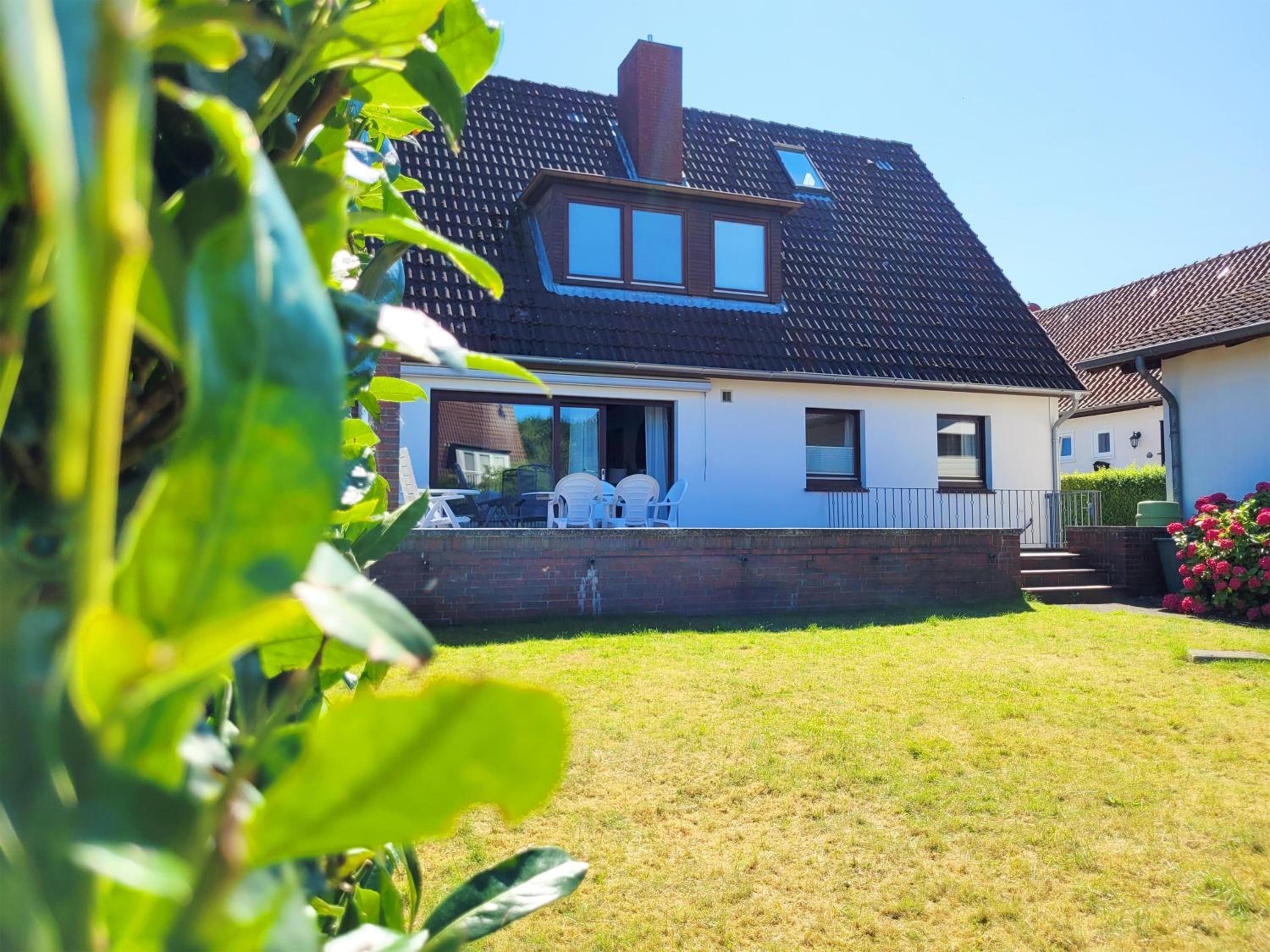 Ferienhaus mit Garten und idyllischer Ruhe
