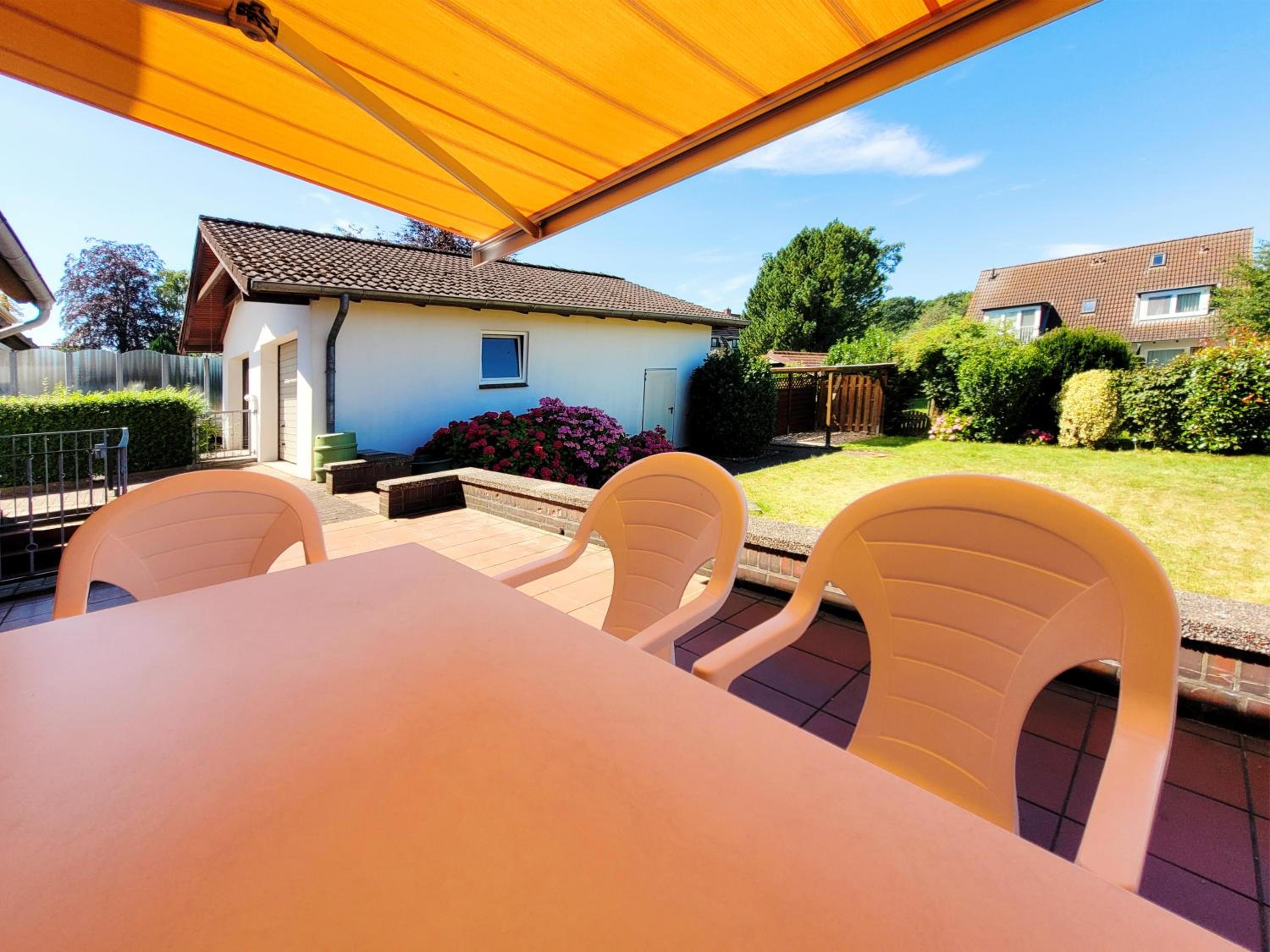 Ferienhaus mit Garten und idyllischer Ruhe