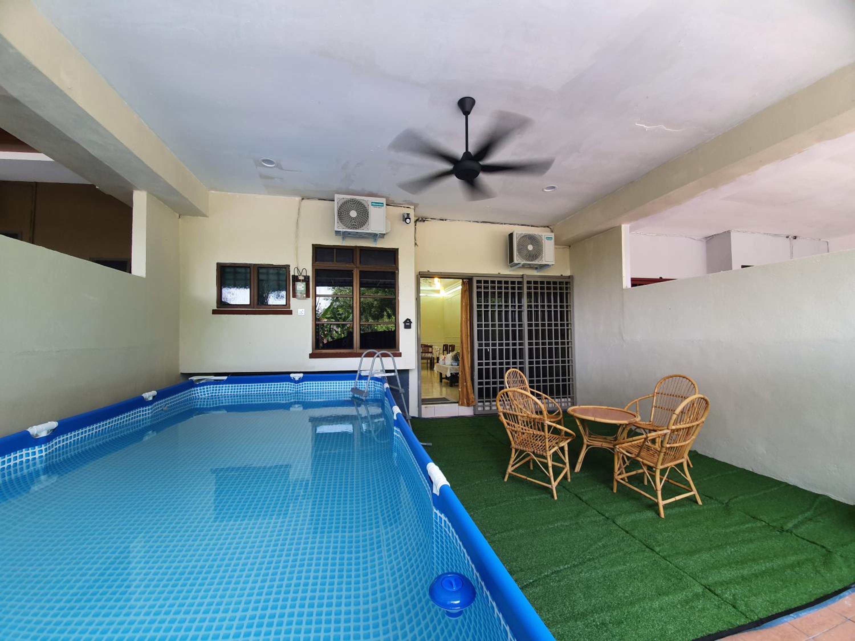 Teratak Ayuni with Private pool photo 3