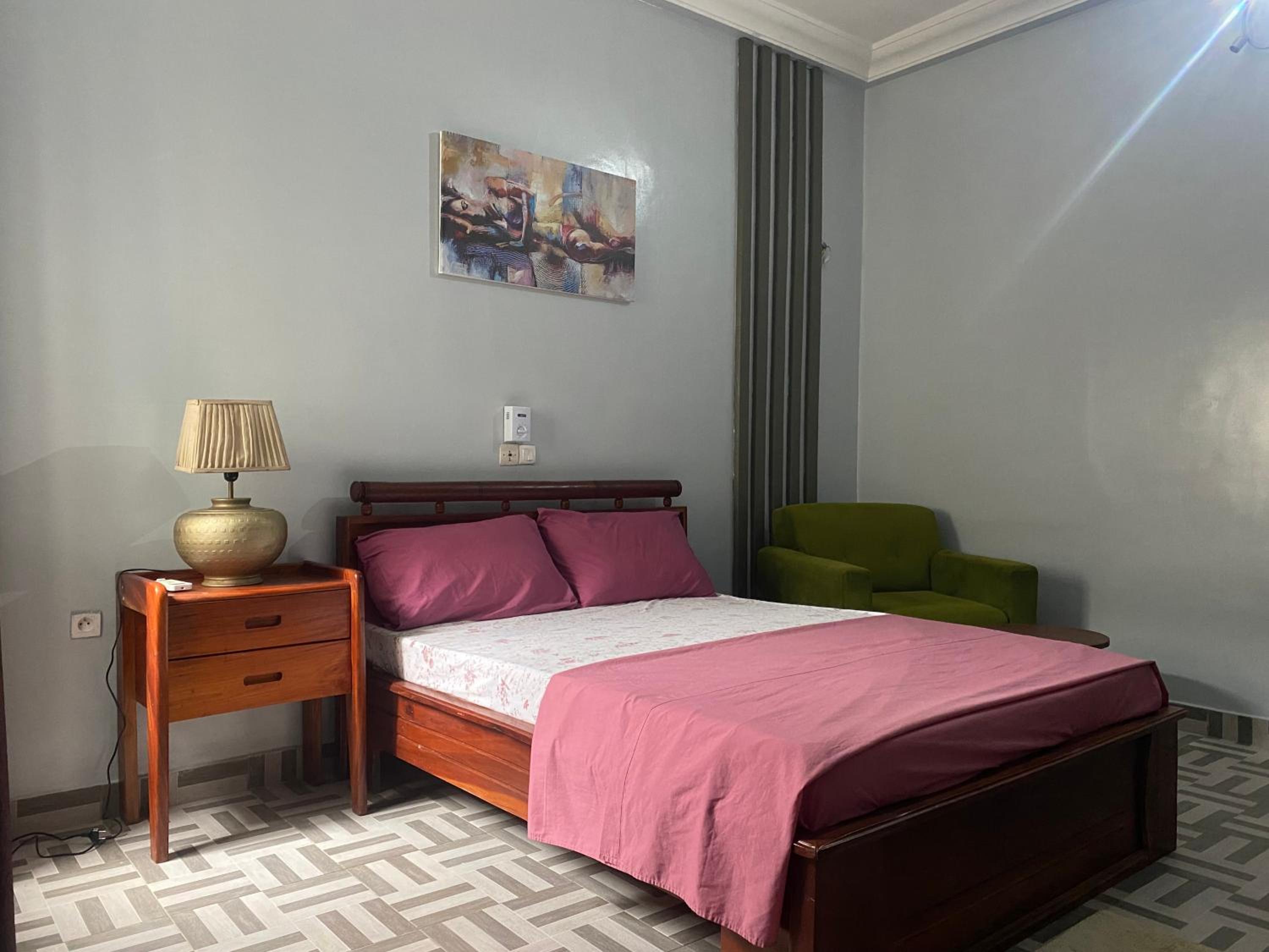 Le Petit Manoir