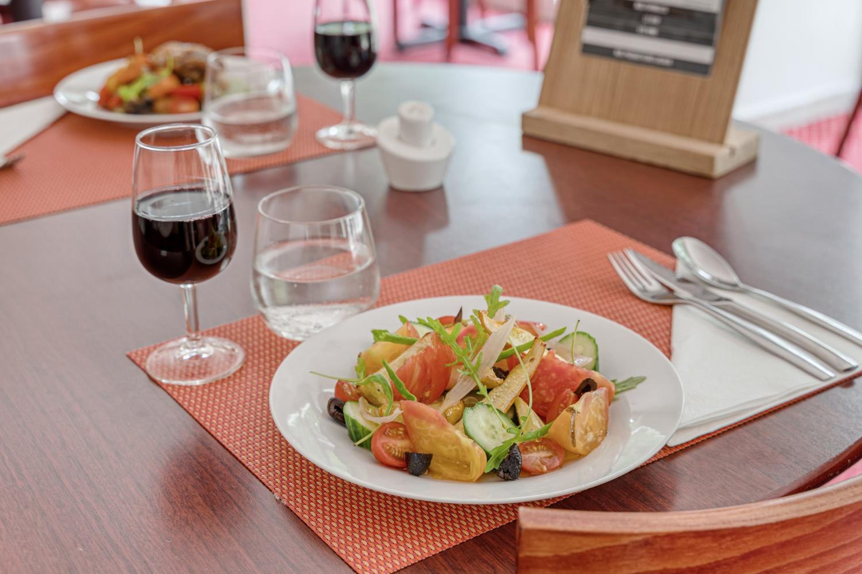 Merignac Vacations - Brit Hotel Bordeaux Aeroport - Le Soretel - Property Image 4