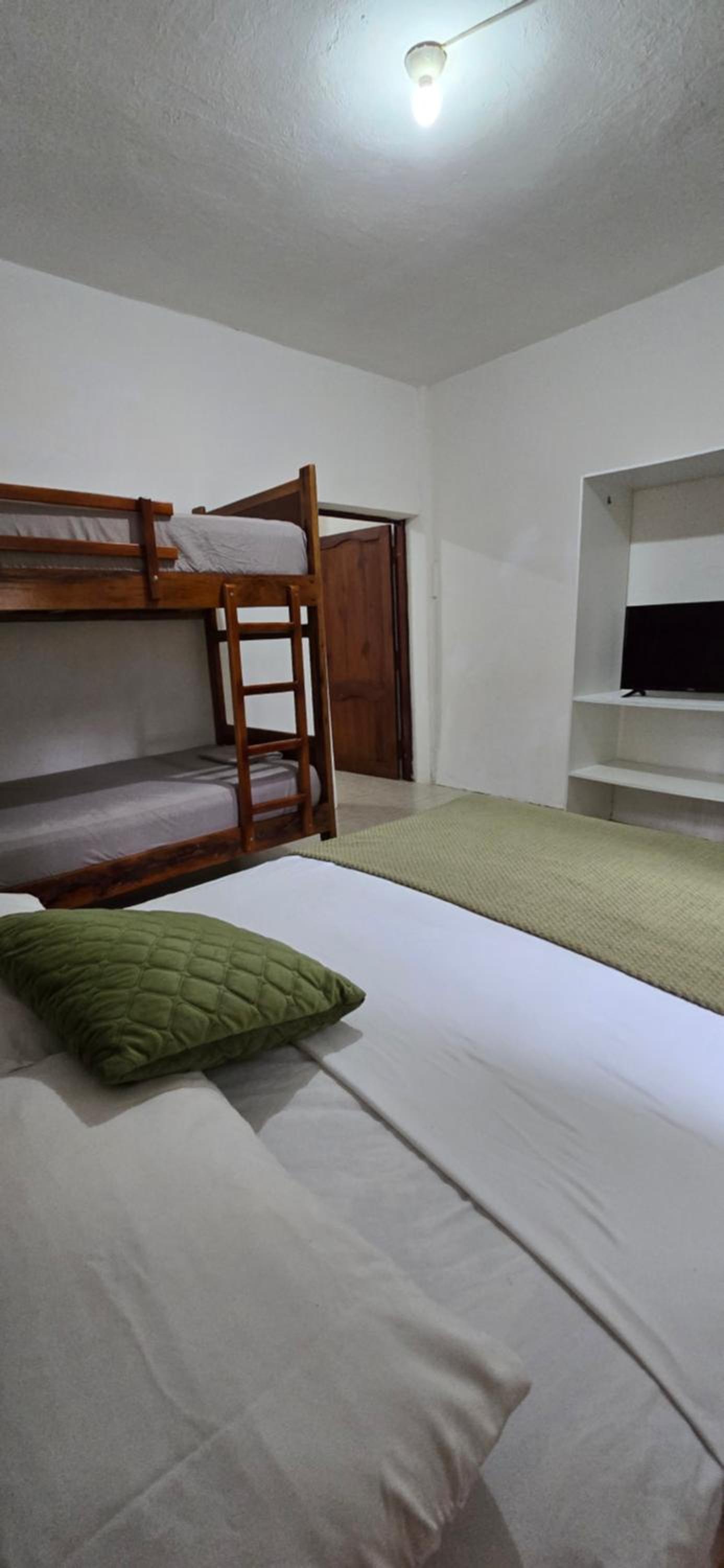 Palmendros Hosteria view 3