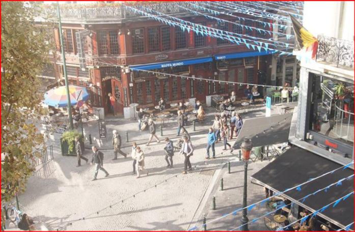Central Brussel - steps Grand Place - local vibrant neighbourhood
