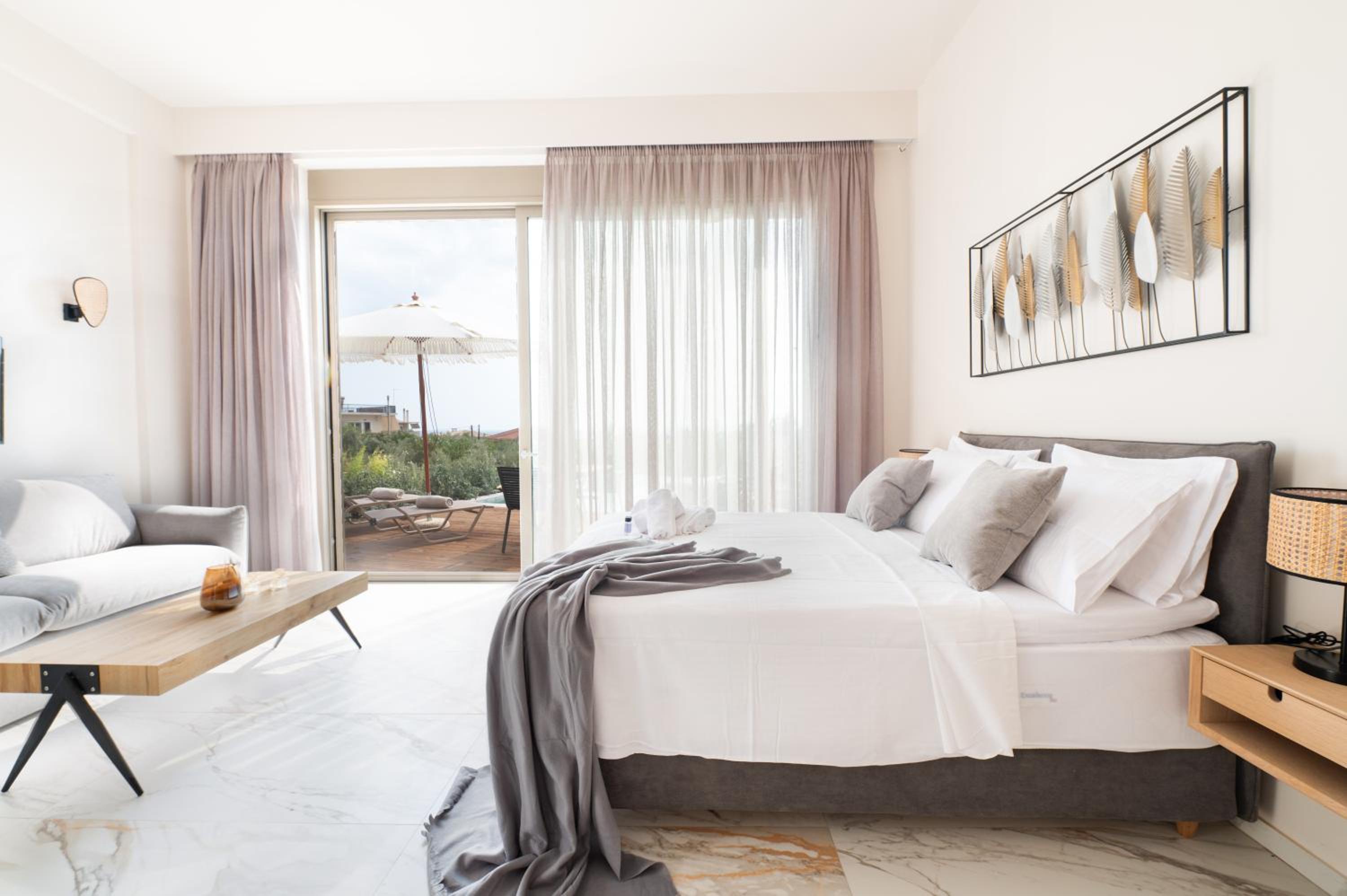 Petradi Suites