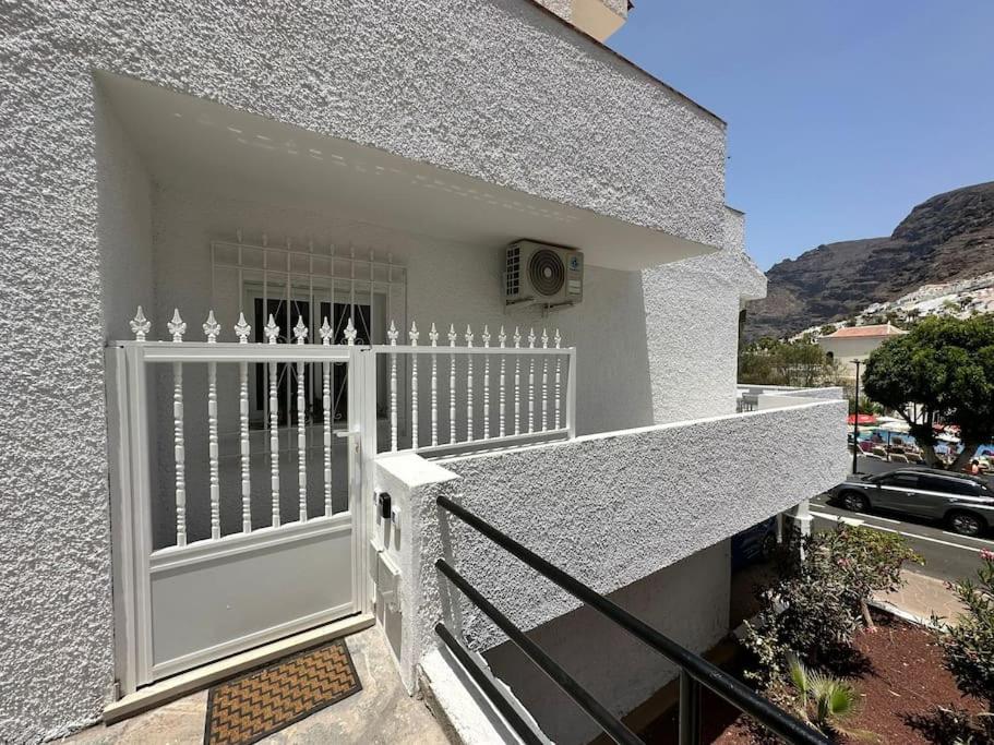 New renovated appartment with beautiful view on cliffs and sea