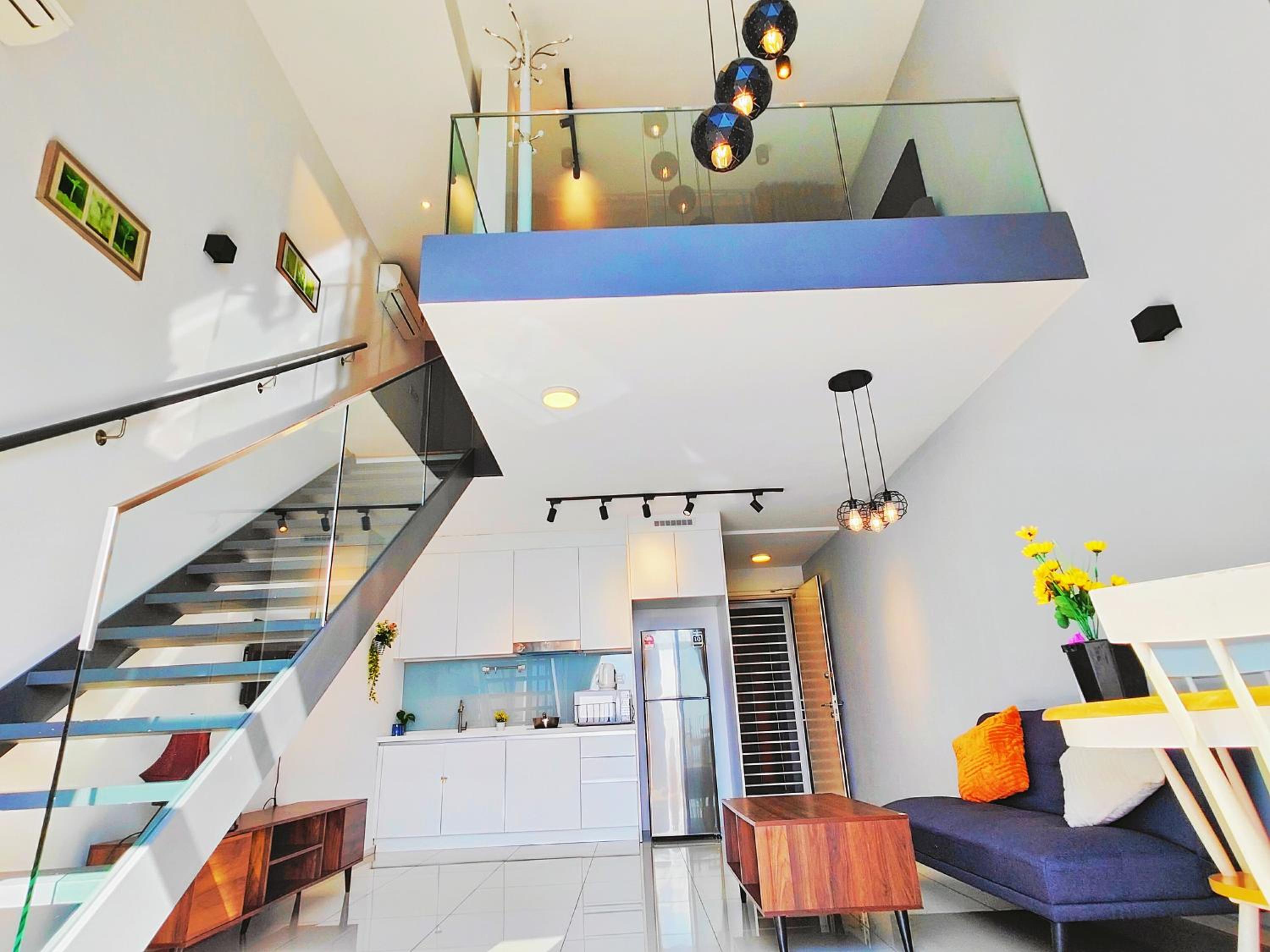 Eko Cheras Mall Duplex 双阳台 Kuala Lumpur MRT & 精品Loft