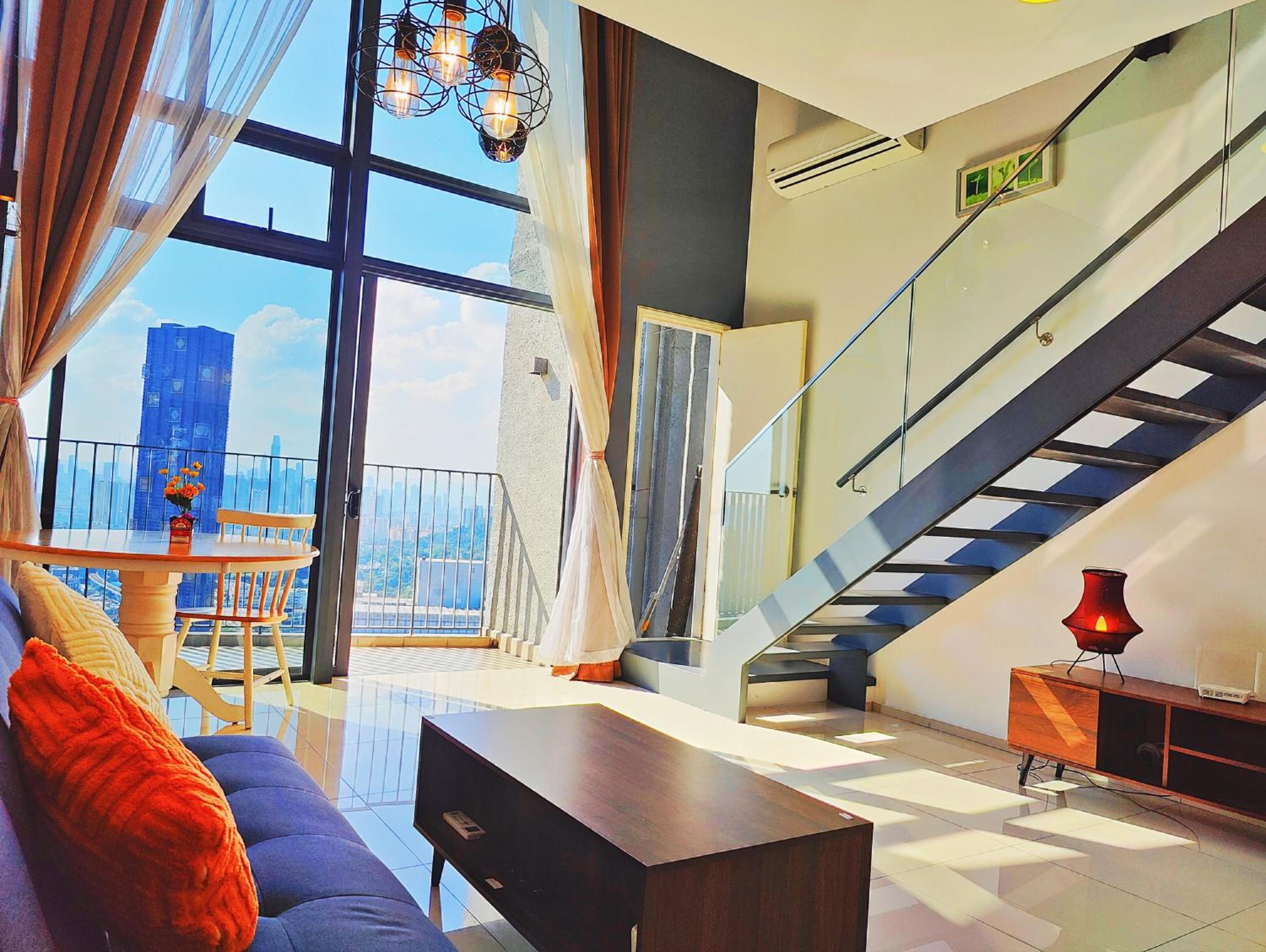 Eko Cheras Mall Duplex 双阳台 Kuala Lumpur MRT & 精品Loft