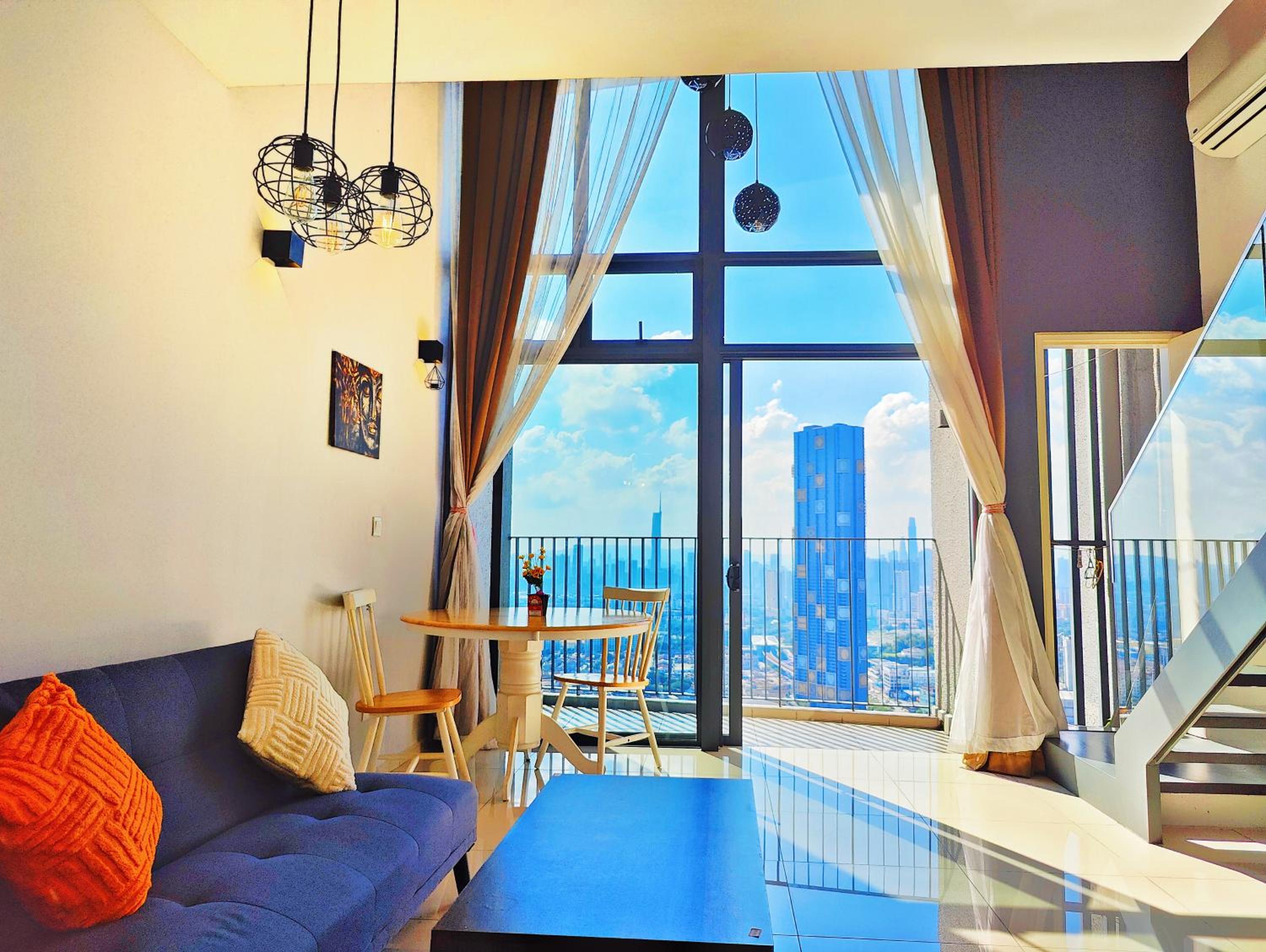 Eko Cheras Mall Duplex 双阳台 Kuala Lumpur MRT & 精品Loft