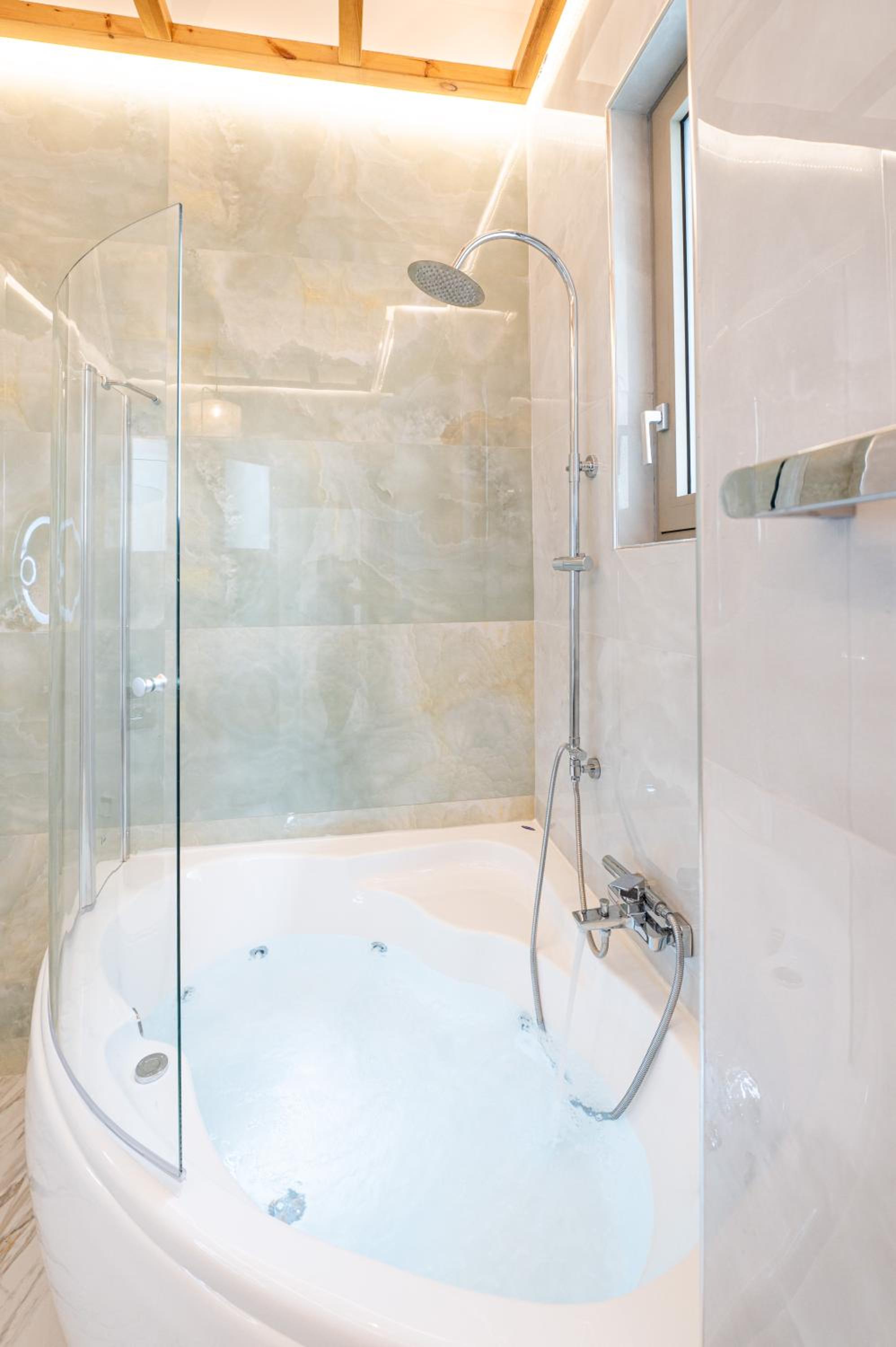 Petradi Suites