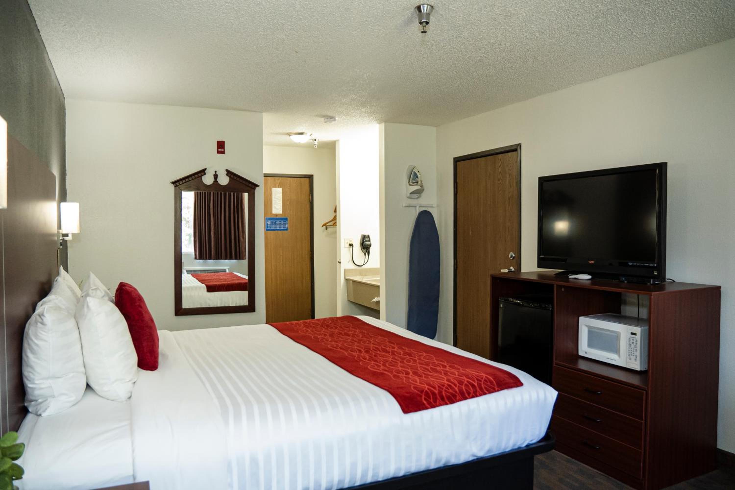New York City Vacations - Victorian Inn  Suites-York - Property Image 35