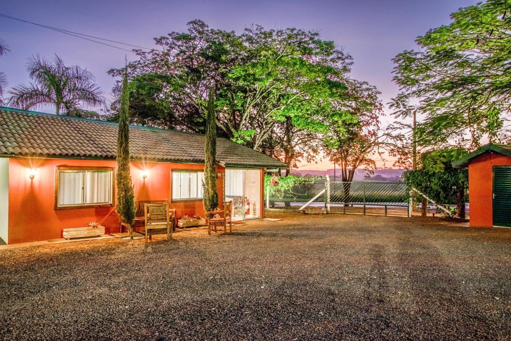 Hotel Pousada Vale dos Tamanduás - Image 1