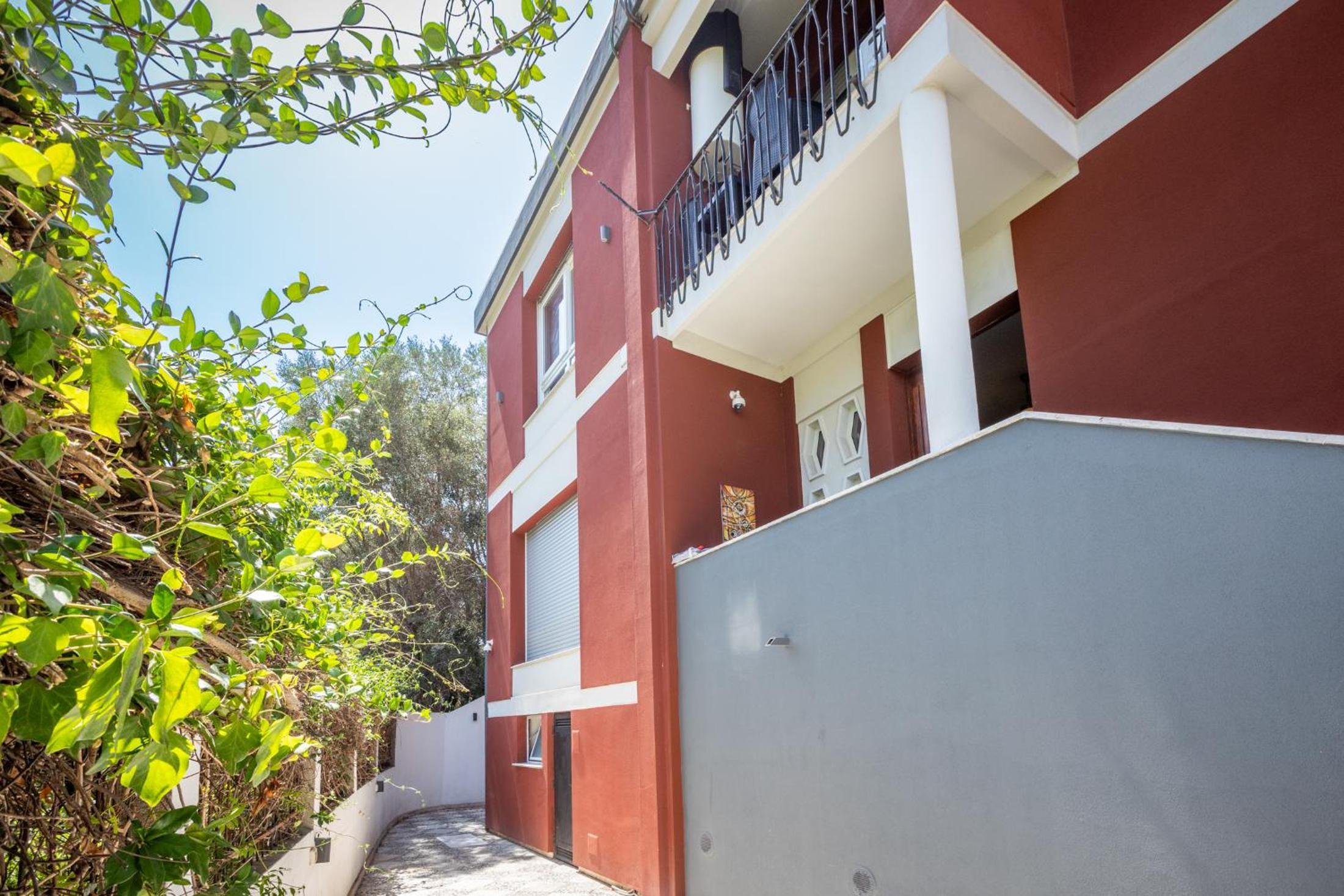 Hesa House