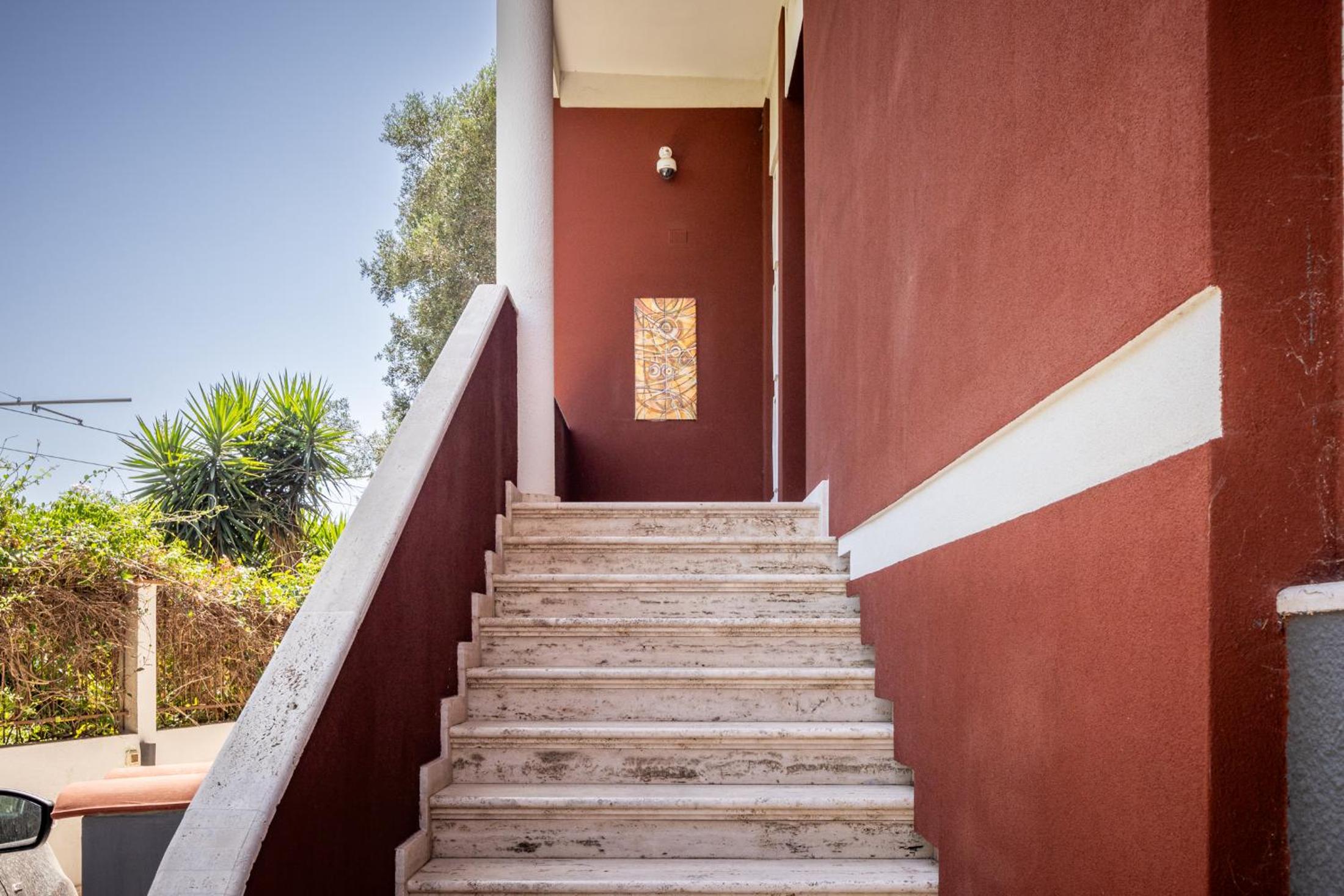 Hesa House