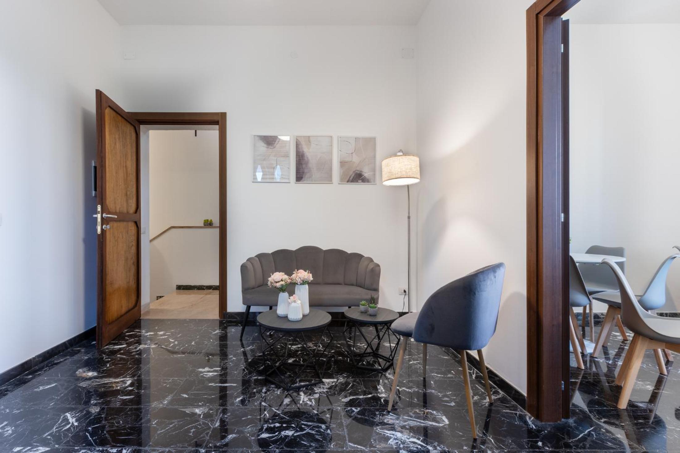 Hesa House