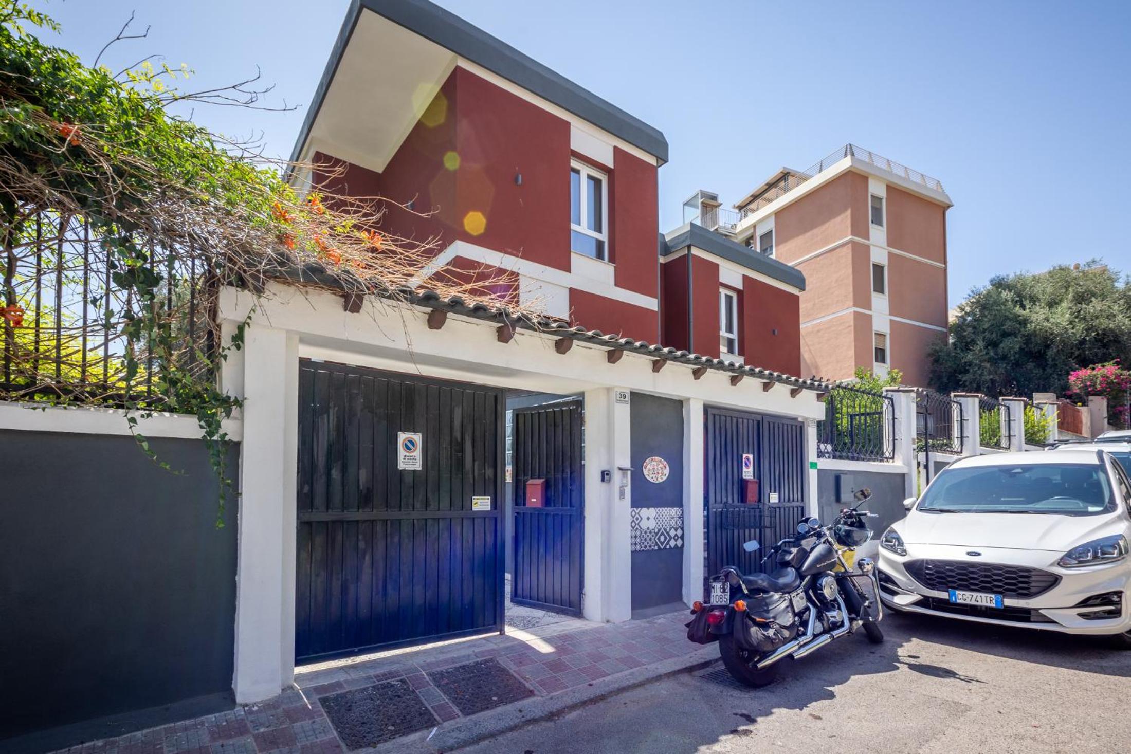 Hesa House