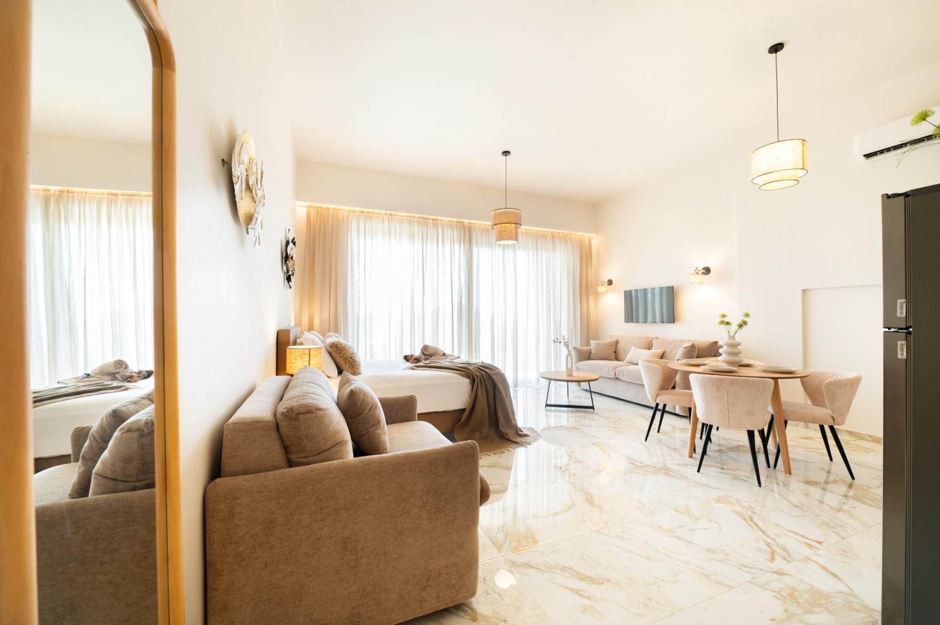 Petradi Suites