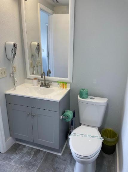 Universal Studios - Lake View 2 Bedrooms Apartment