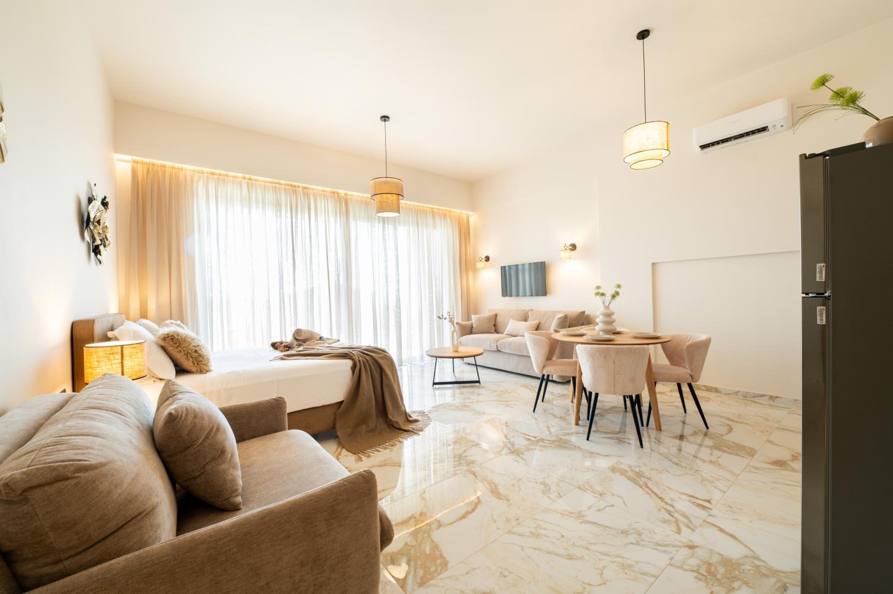 Petradi Suites