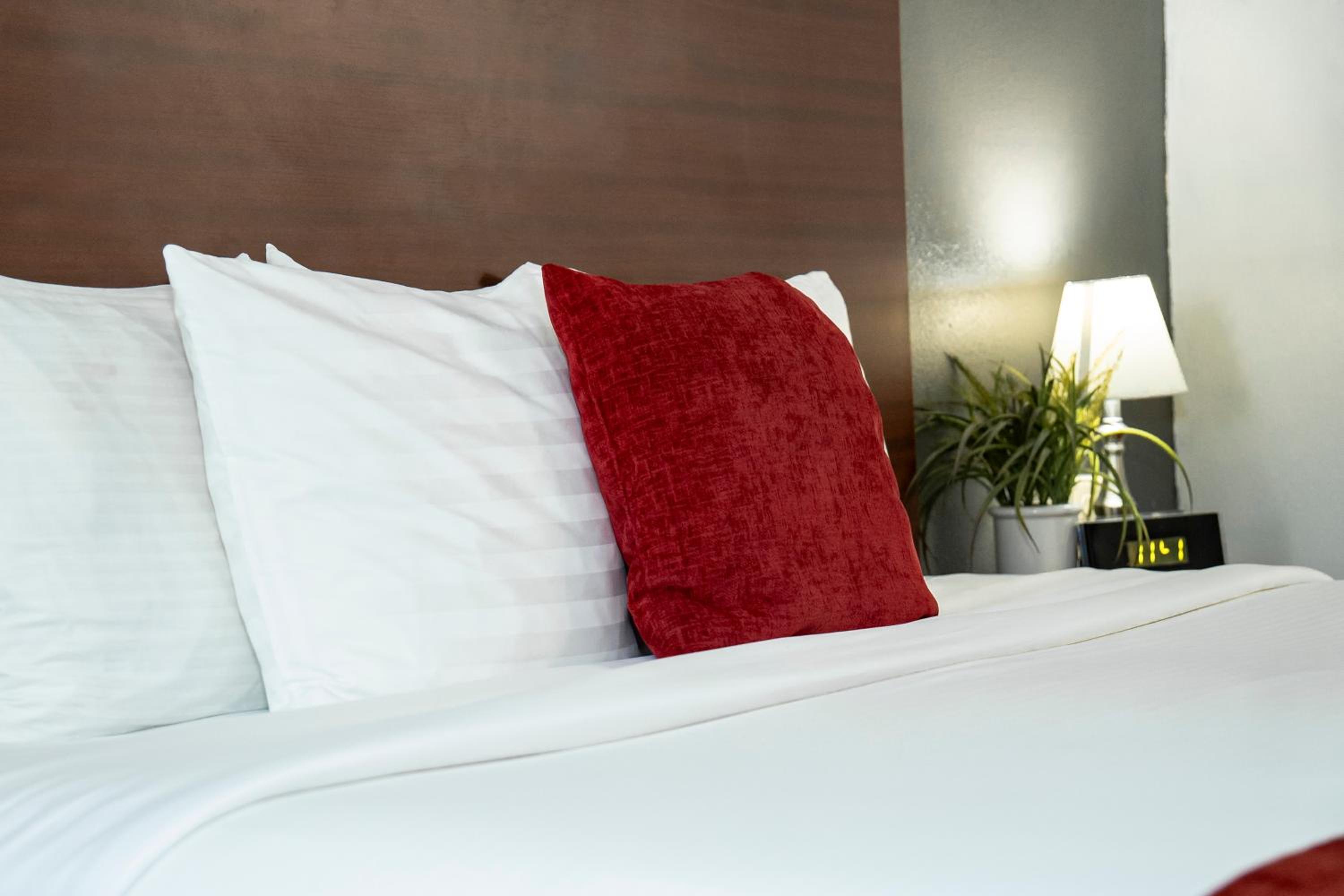 New York City Vacations - Victorian Inn  Suites-York - Property Image 36