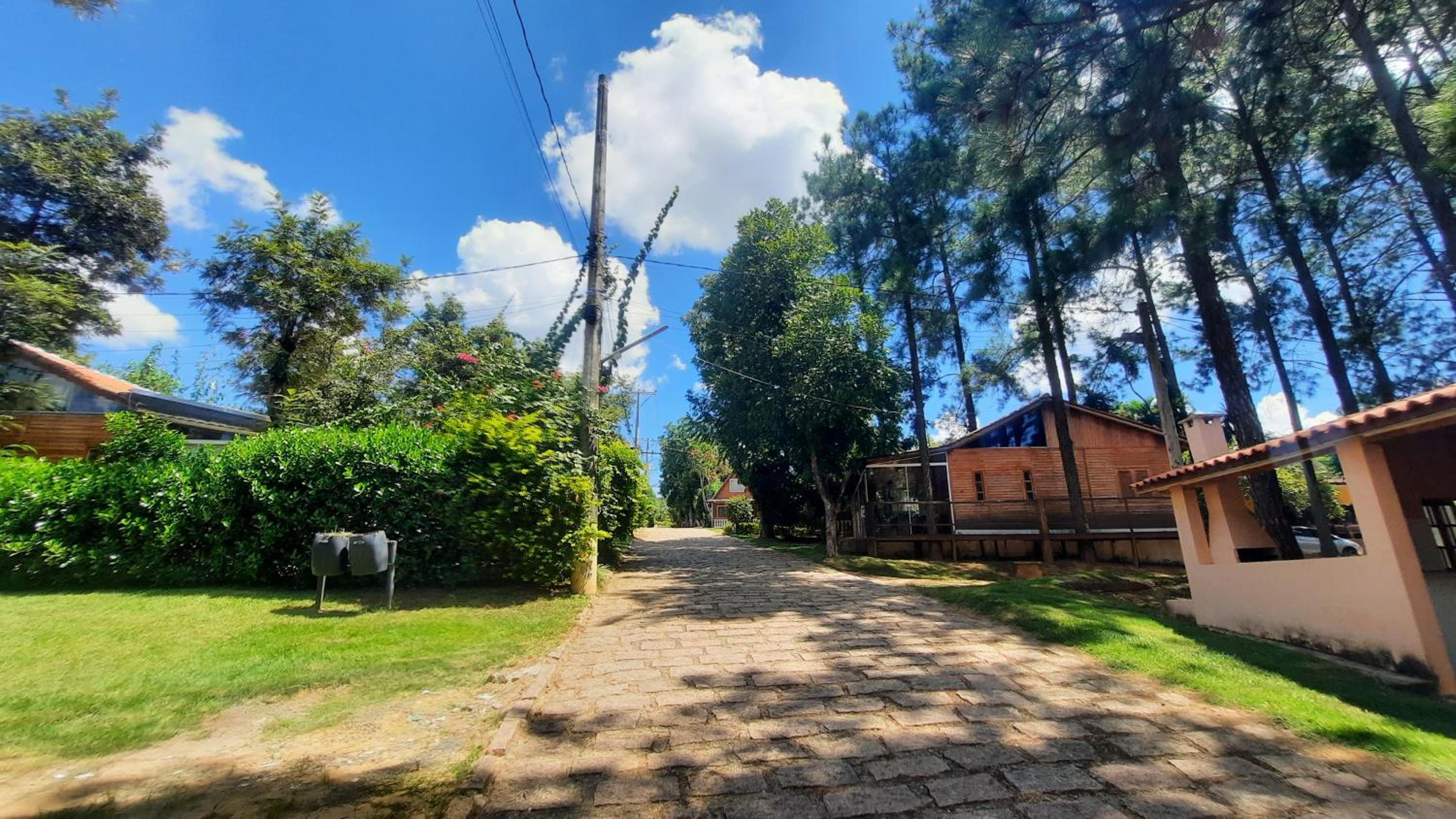 Venda ou Locação Chalé Térreo Camping Carrion ITÚ!!