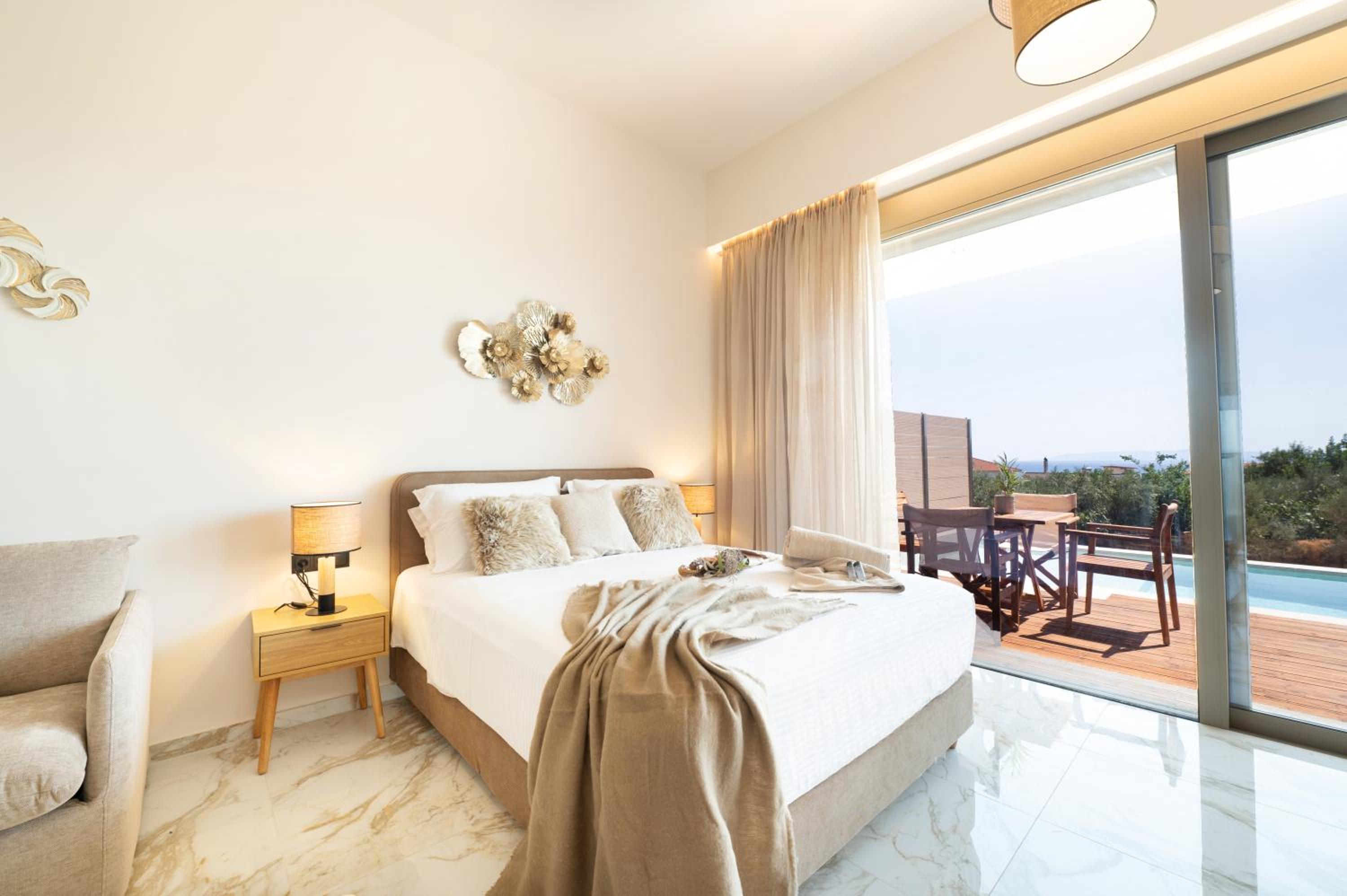 Petradi Suites