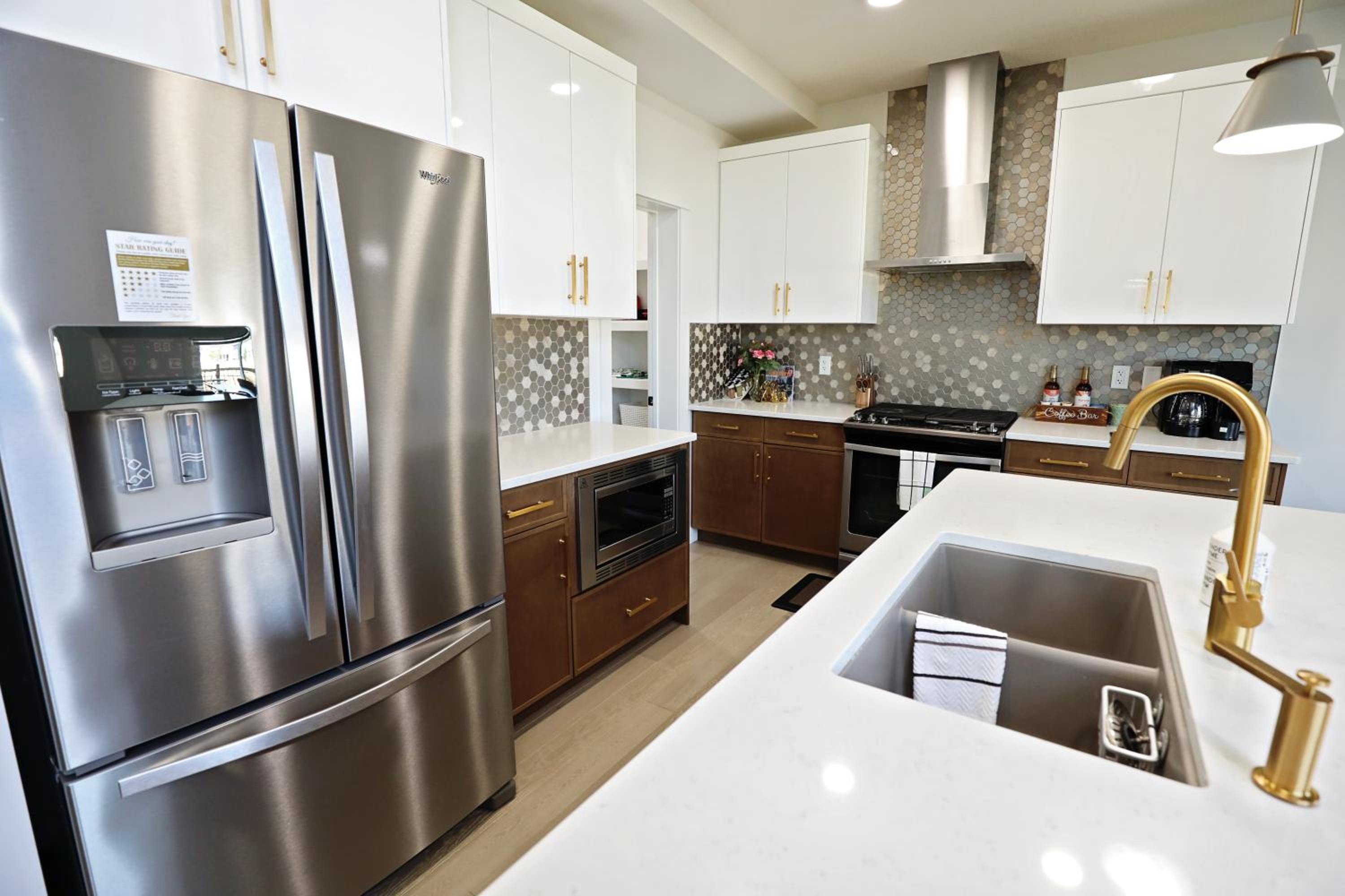 Luxury Retreat With AC Fireplace Garage Disney