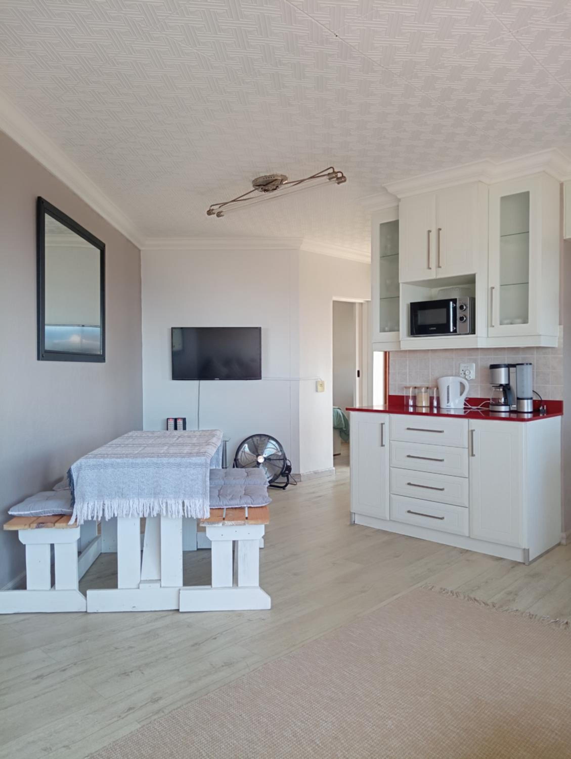 Uvongo, Margate, Sunset Beach 42 view 5