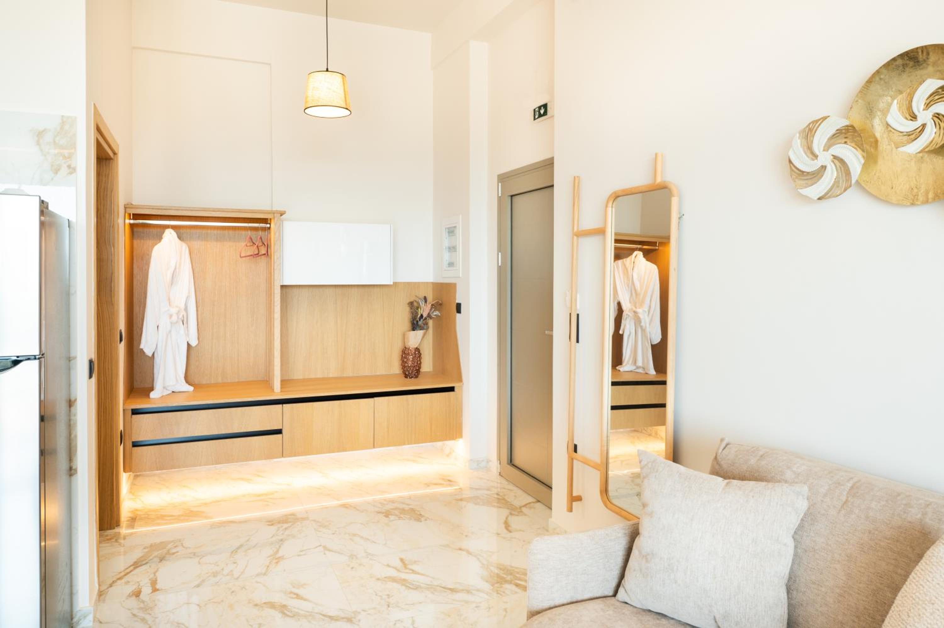 Petradi Suites