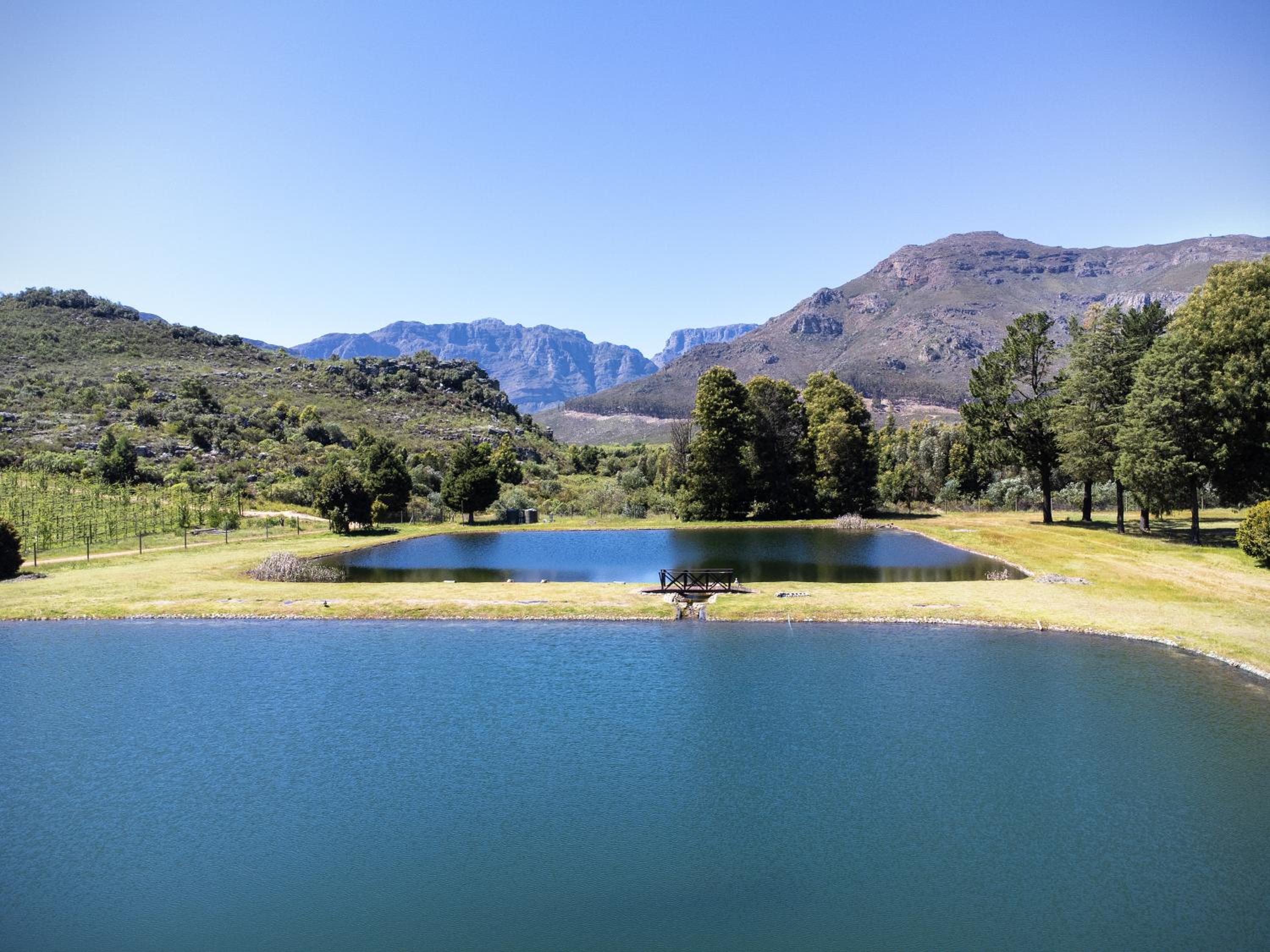 La Ferme Guest Farm - Hot Tubs - Fishing view 5
