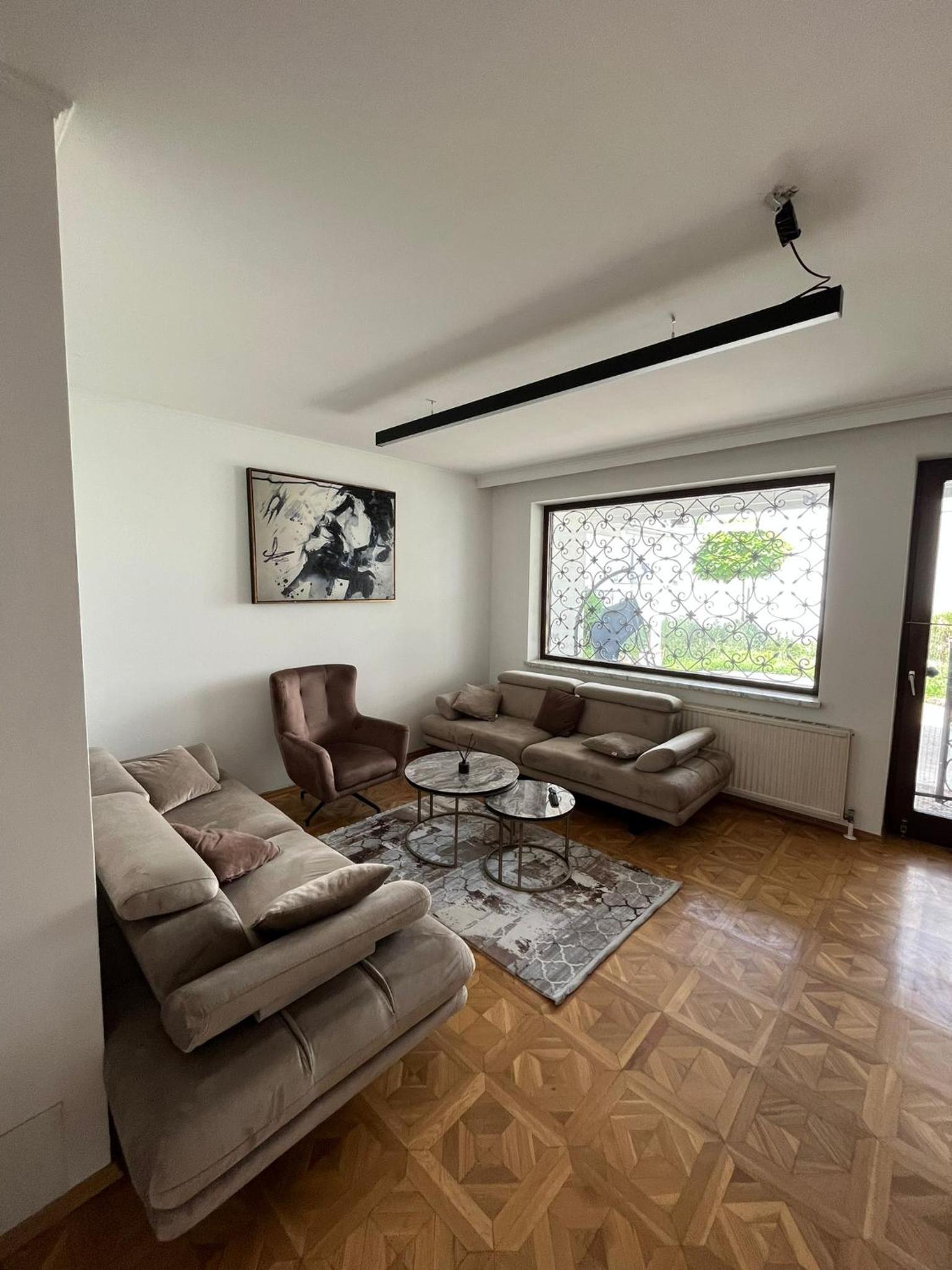 Aveni Living