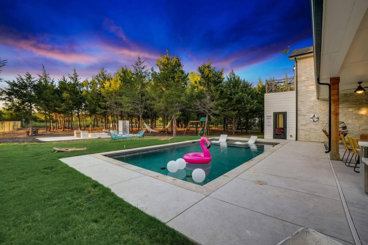 Paradise Tiger Mansion 6BR W Pool, Weddings Events